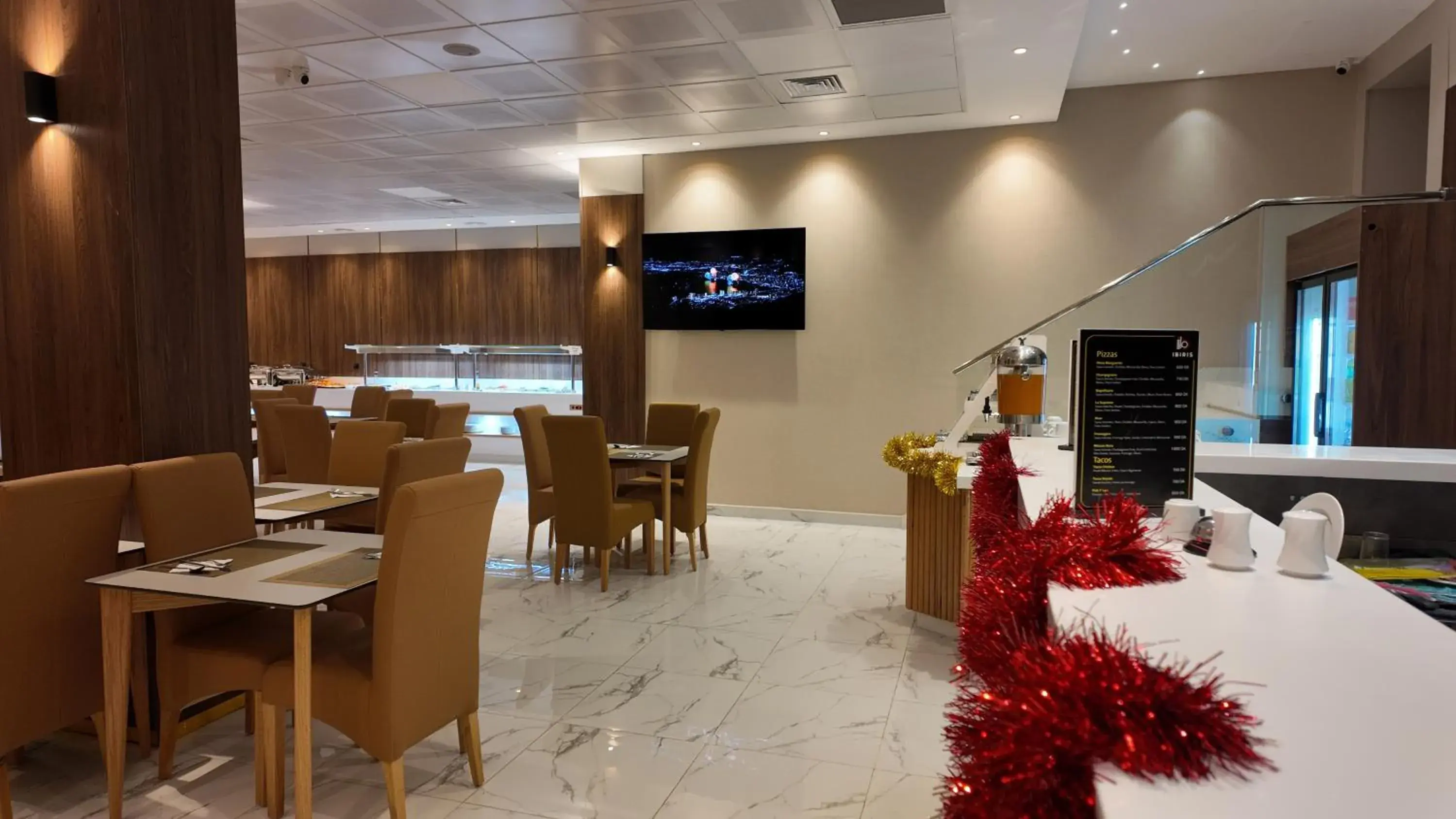 Breakfast in IBIRIS Breakfast in IBIRIS