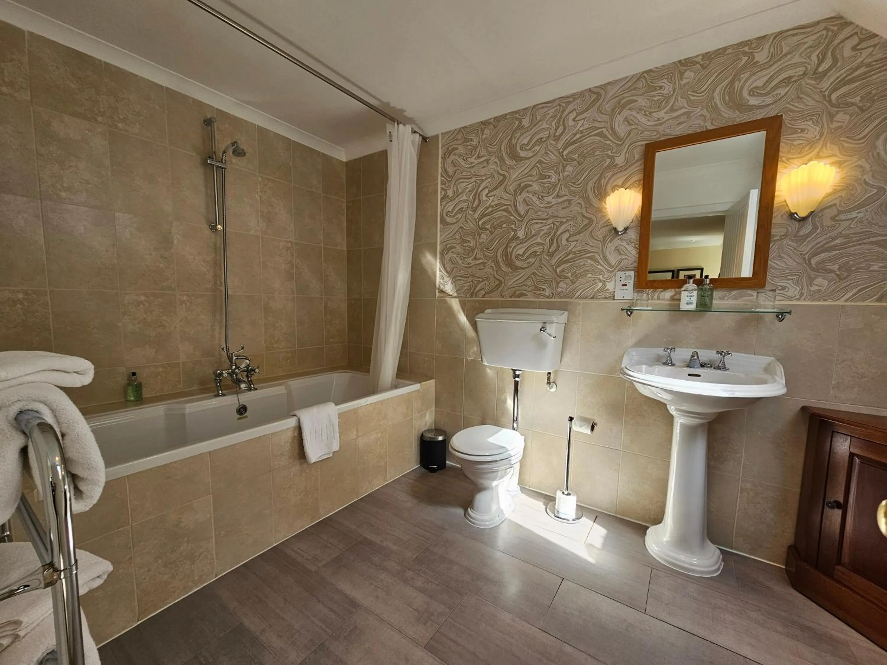 Bathroom in Taychreggan Hotel