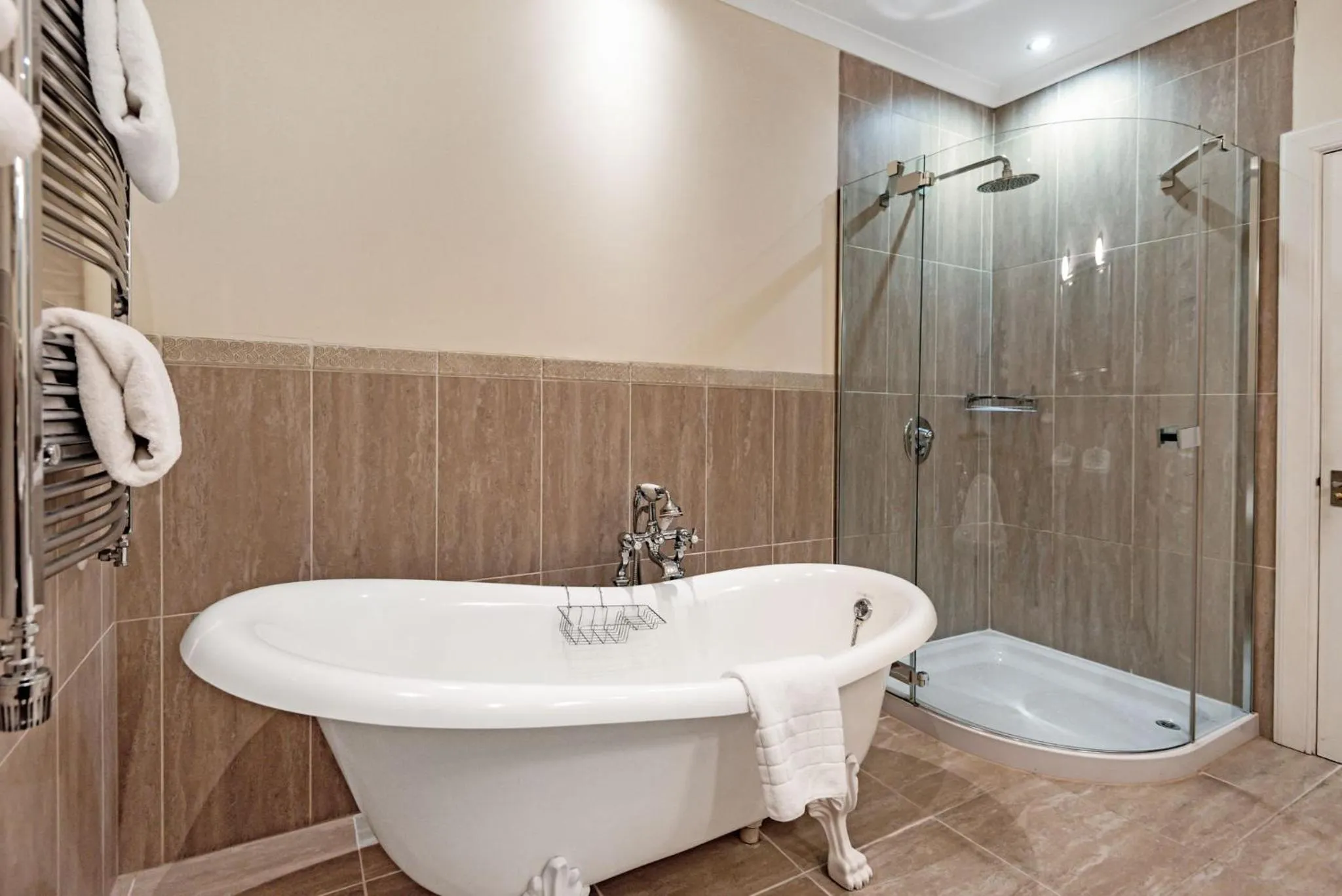 Bathroom in Taychreggan Hotel