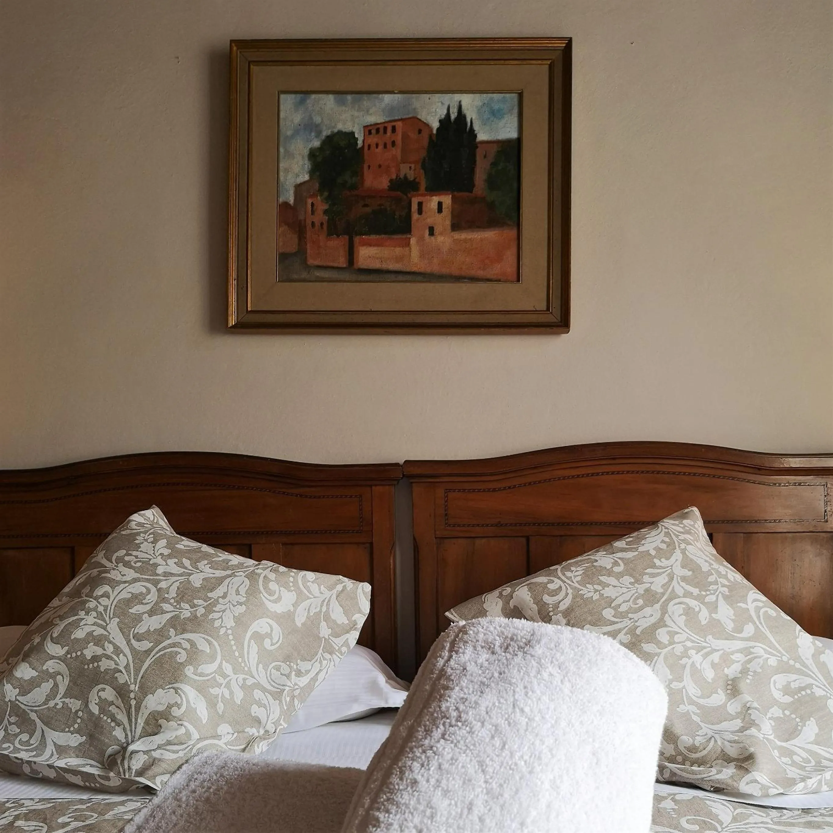 Decorative detail, Bed in Sant'Antonio Country Resort