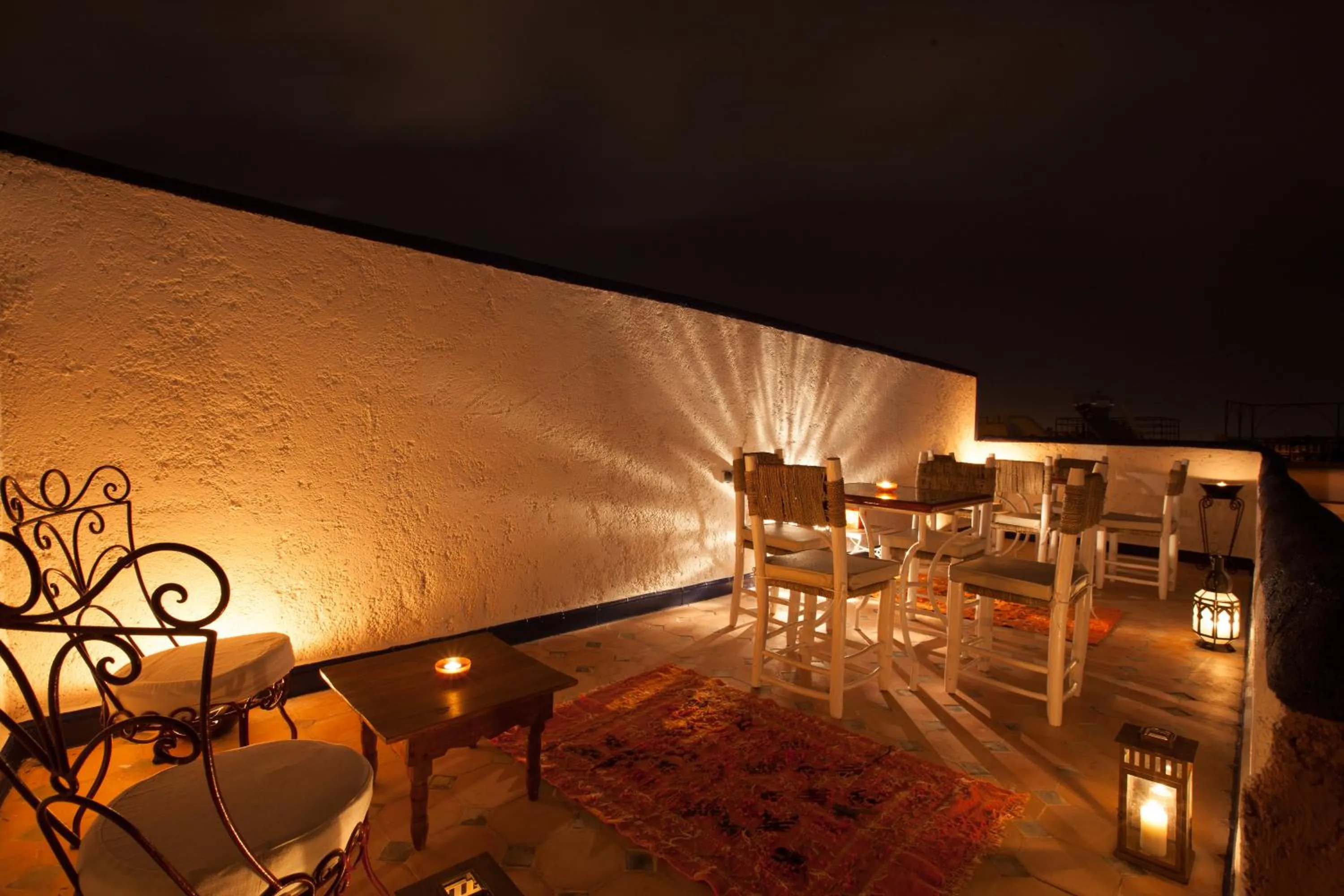 Riad Hna Ben Saleh - Traditional Guest House near Jemaa el-Fnaa Square