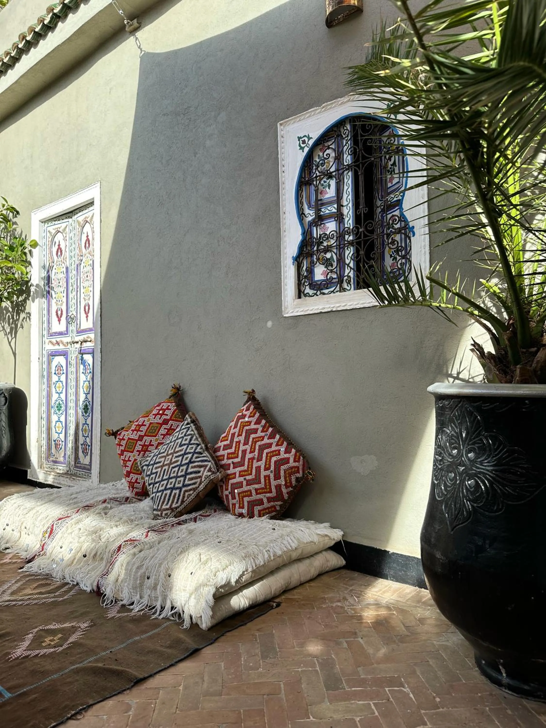 Riad Hna Ben Saleh - Traditional Guest House near Jemaa el-Fnaa Square