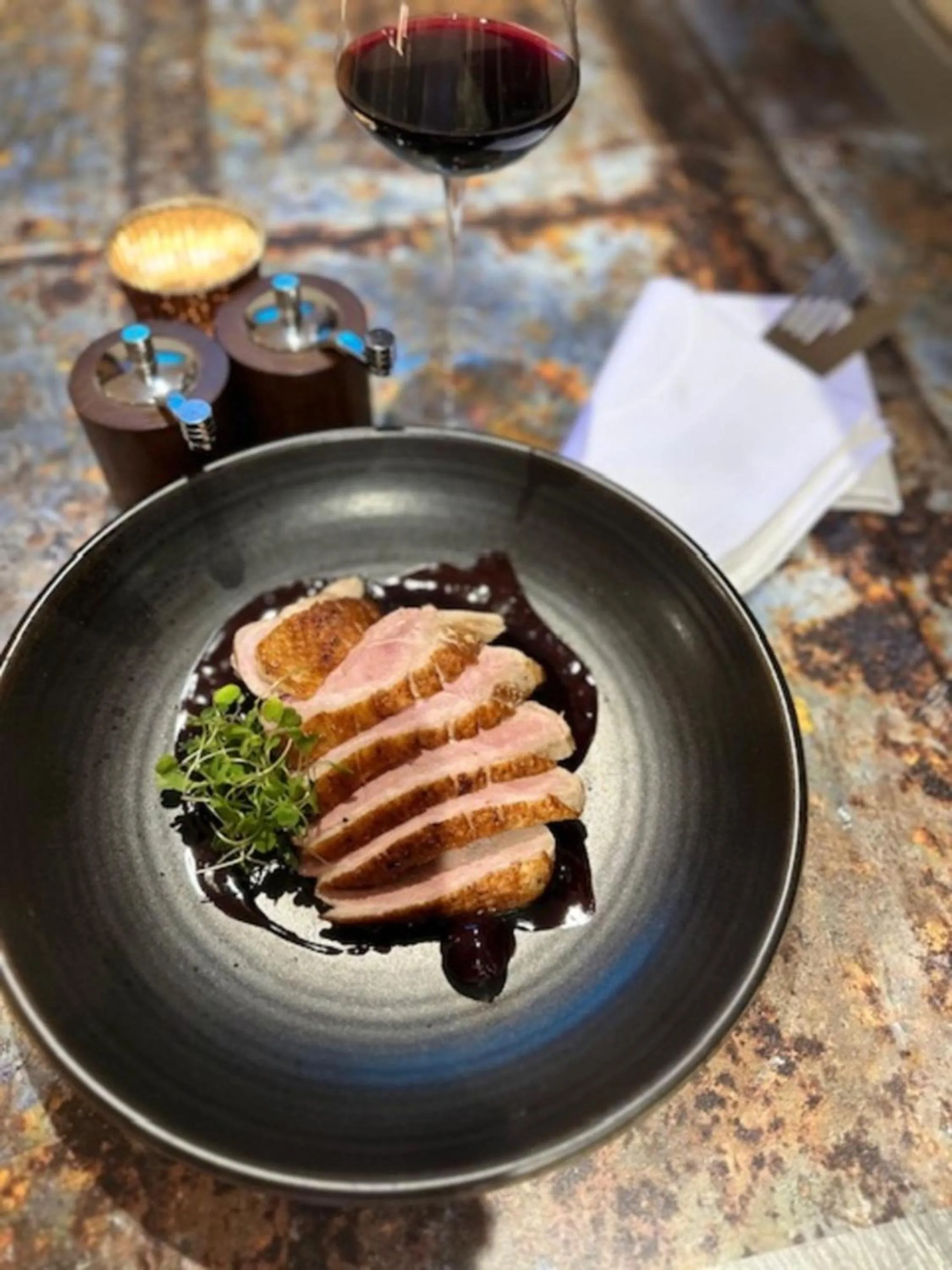 Food and drinks in Brickfields Farm