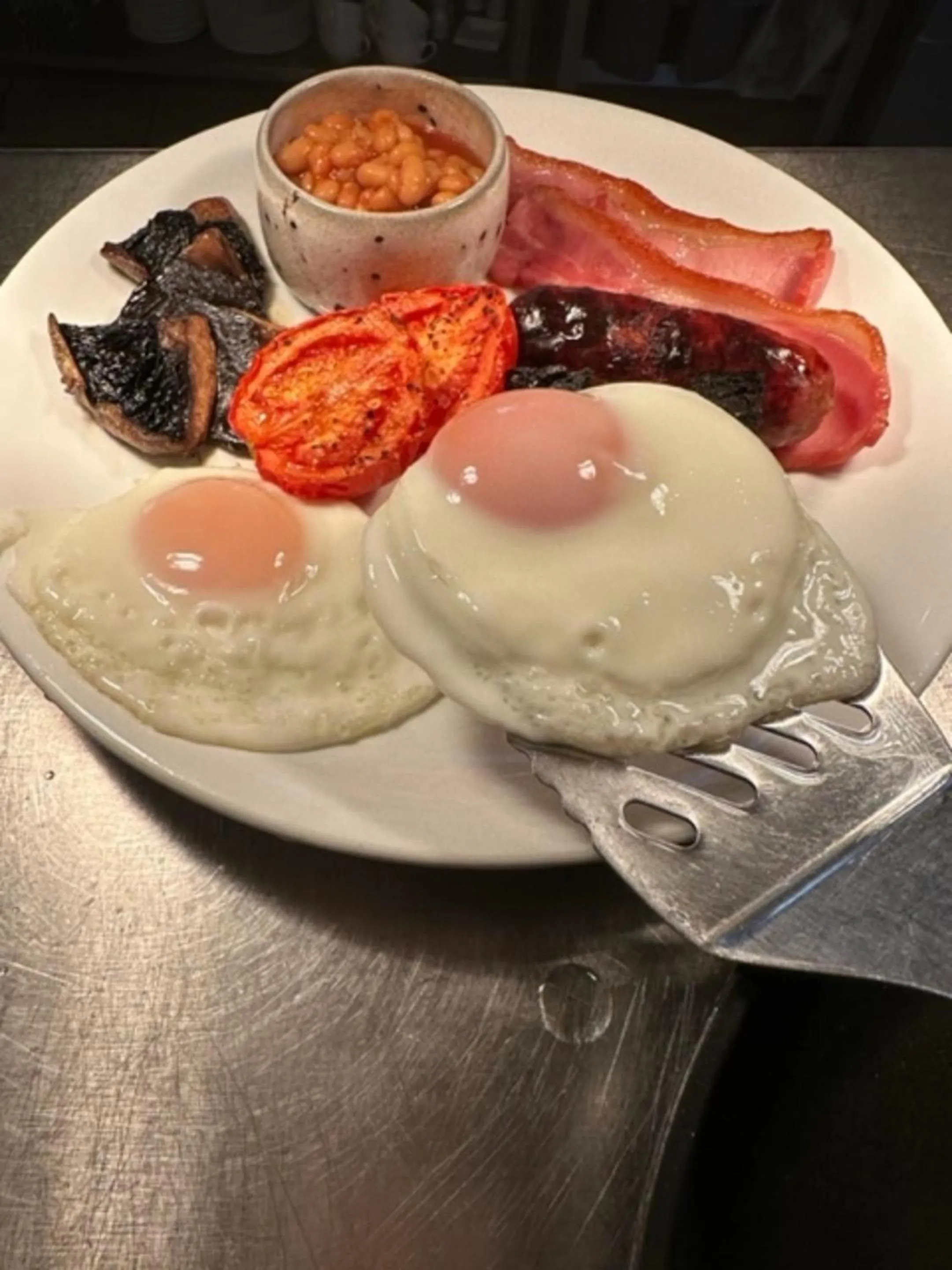 Breakfast in Brickfields Farm