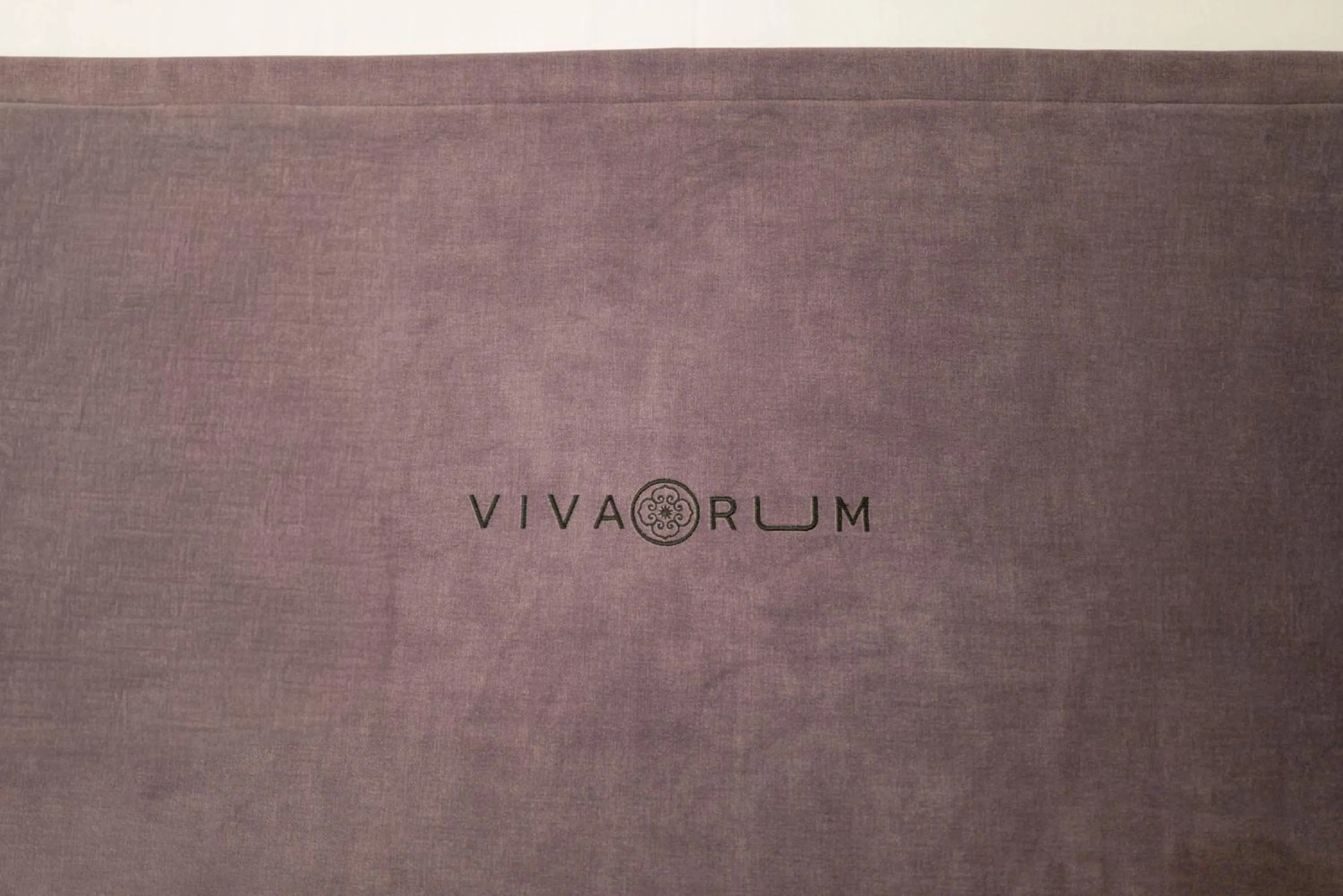 Logo/Certificate/Sign in Vivarum b&b