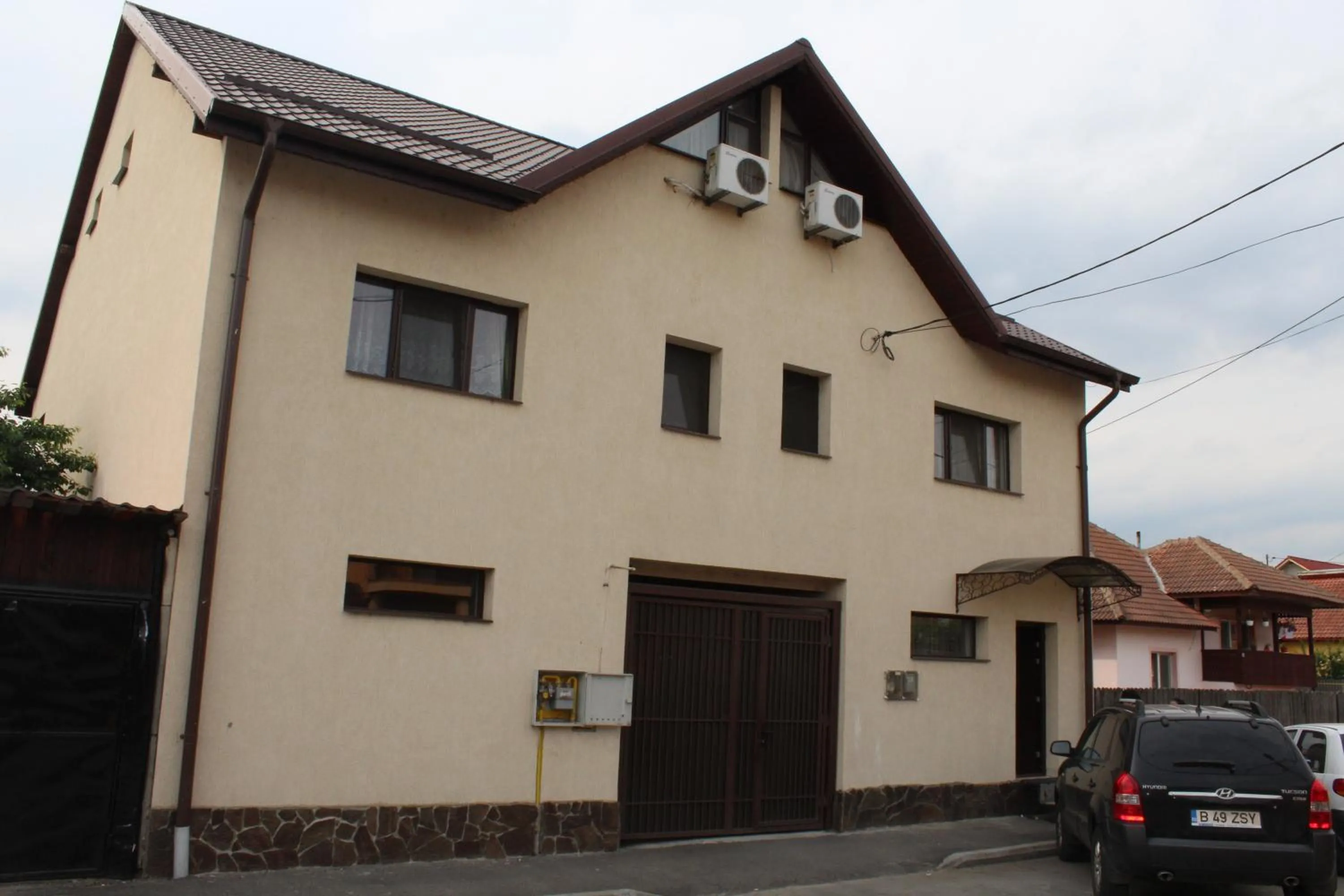 Facade/entrance in Pensiunea Giovani