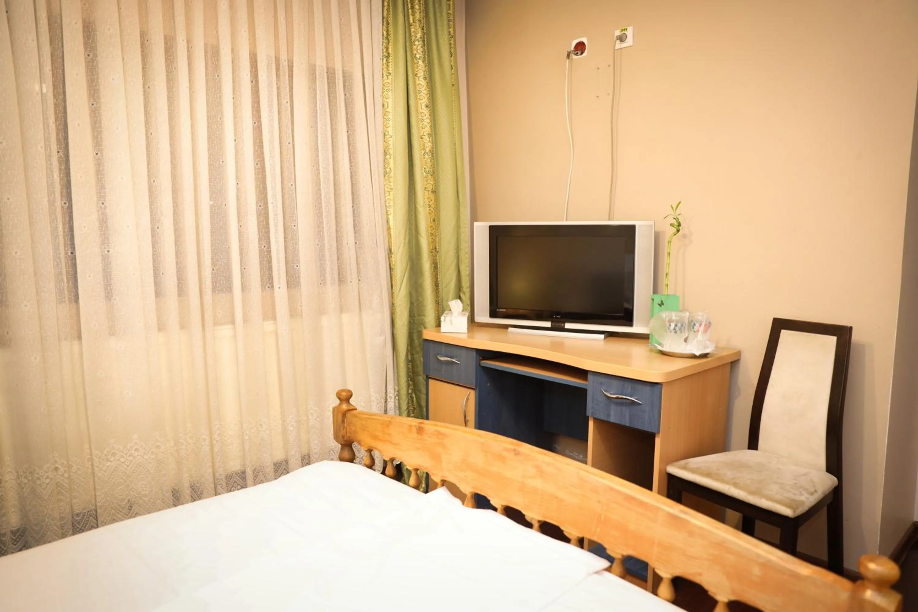 Bed in Pensiunea Giovani