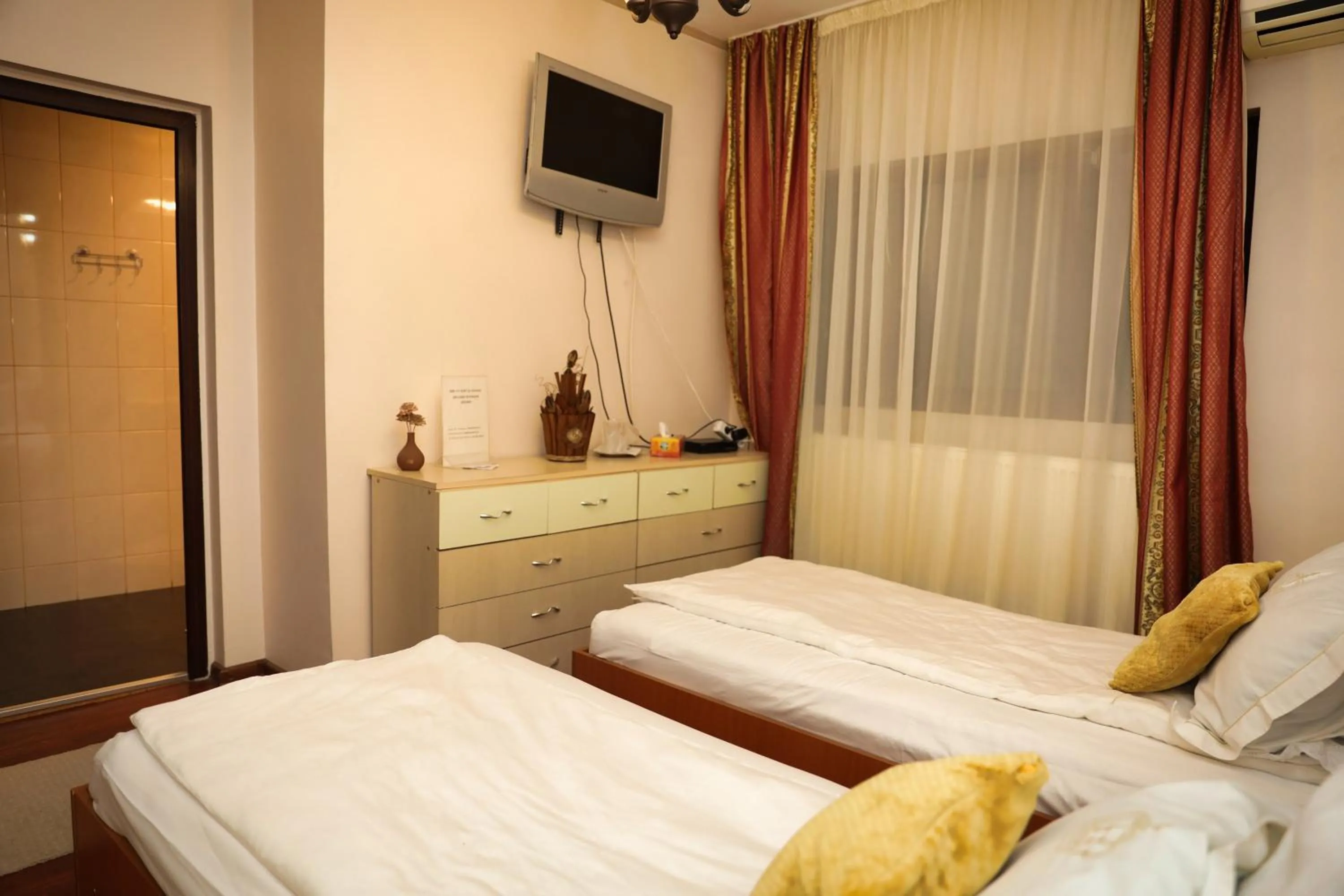 Bed in Pensiunea Giovani