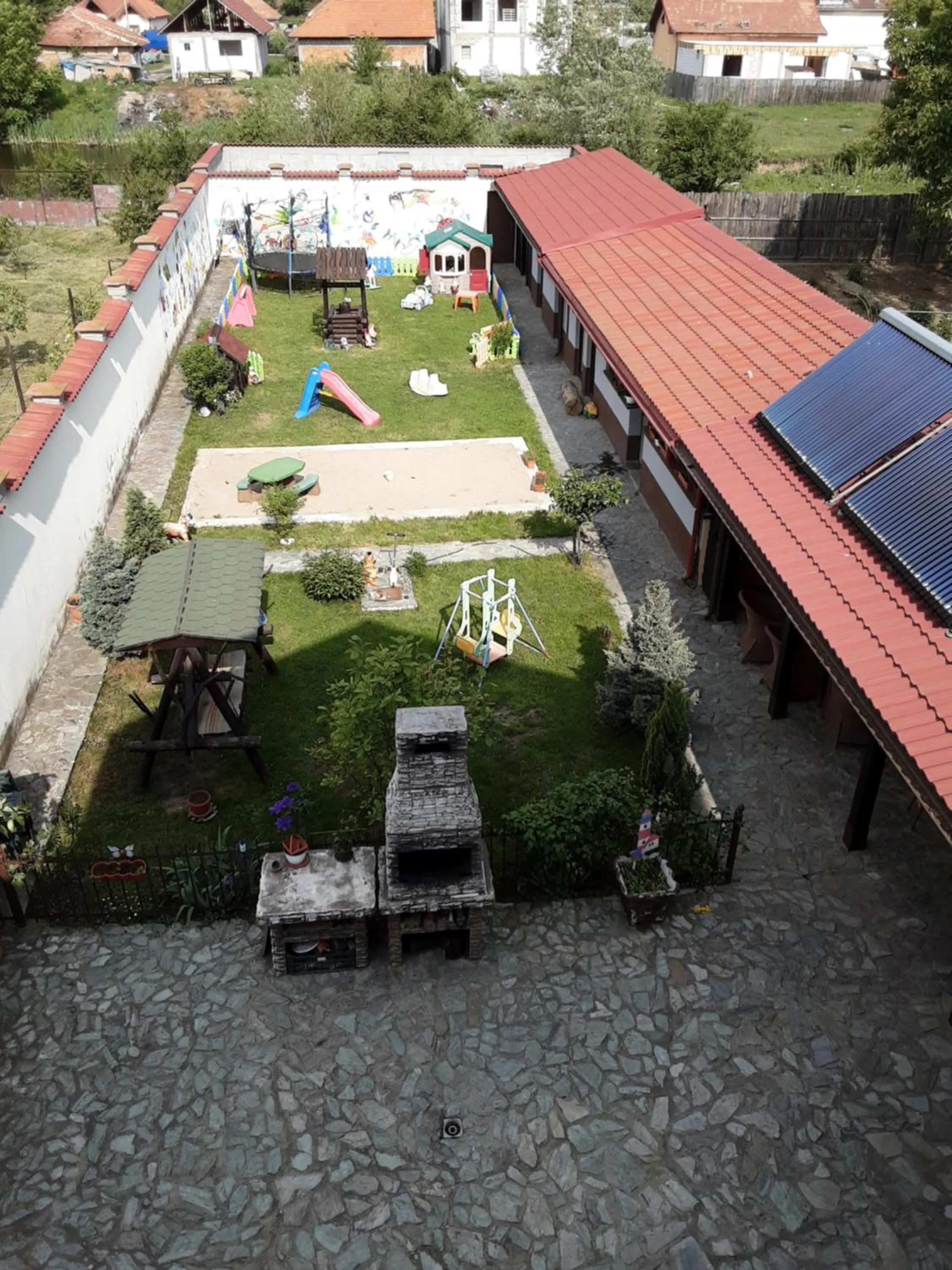 Garden view in Pensiunea Giovani