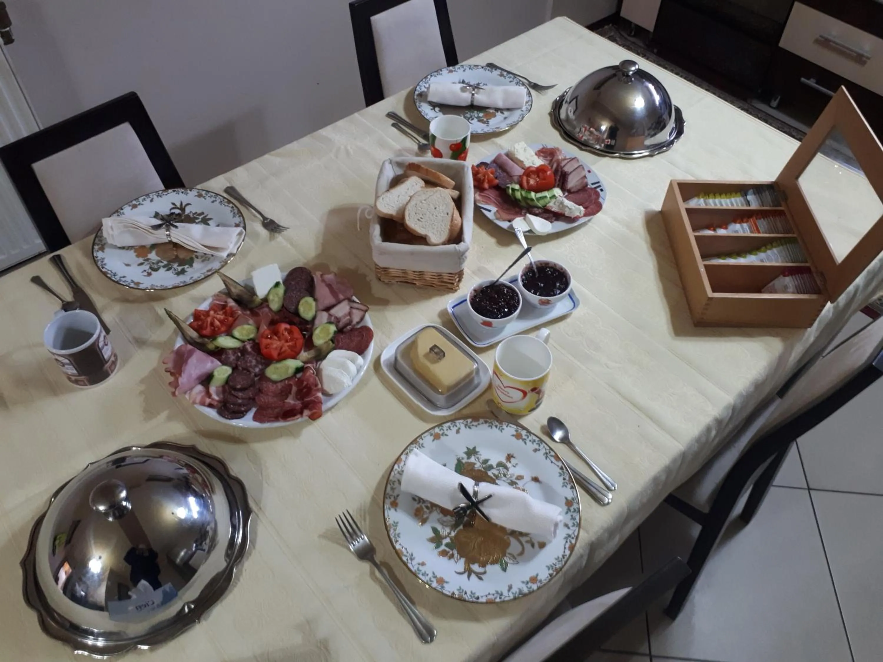 Breakfast in Pensiunea Giovani