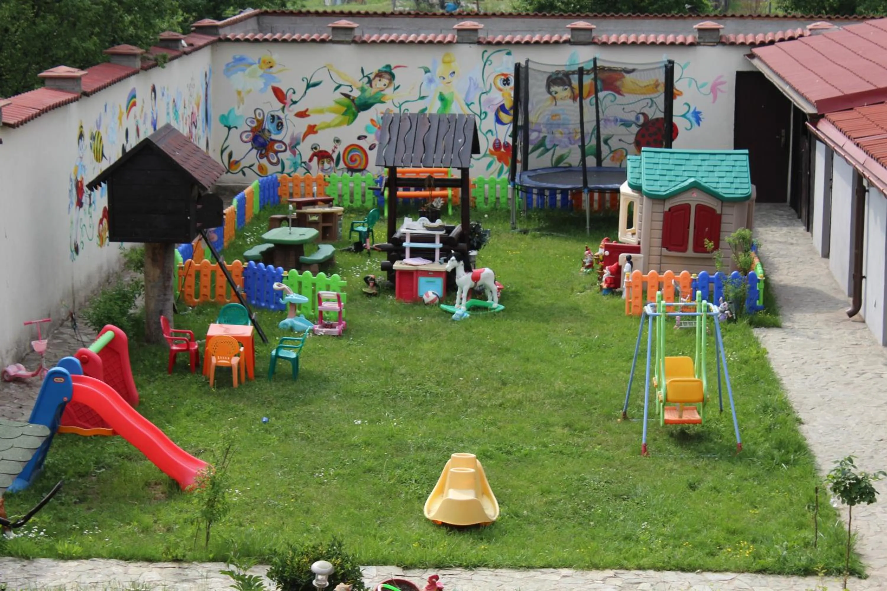 Garden view in Pensiunea Giovani