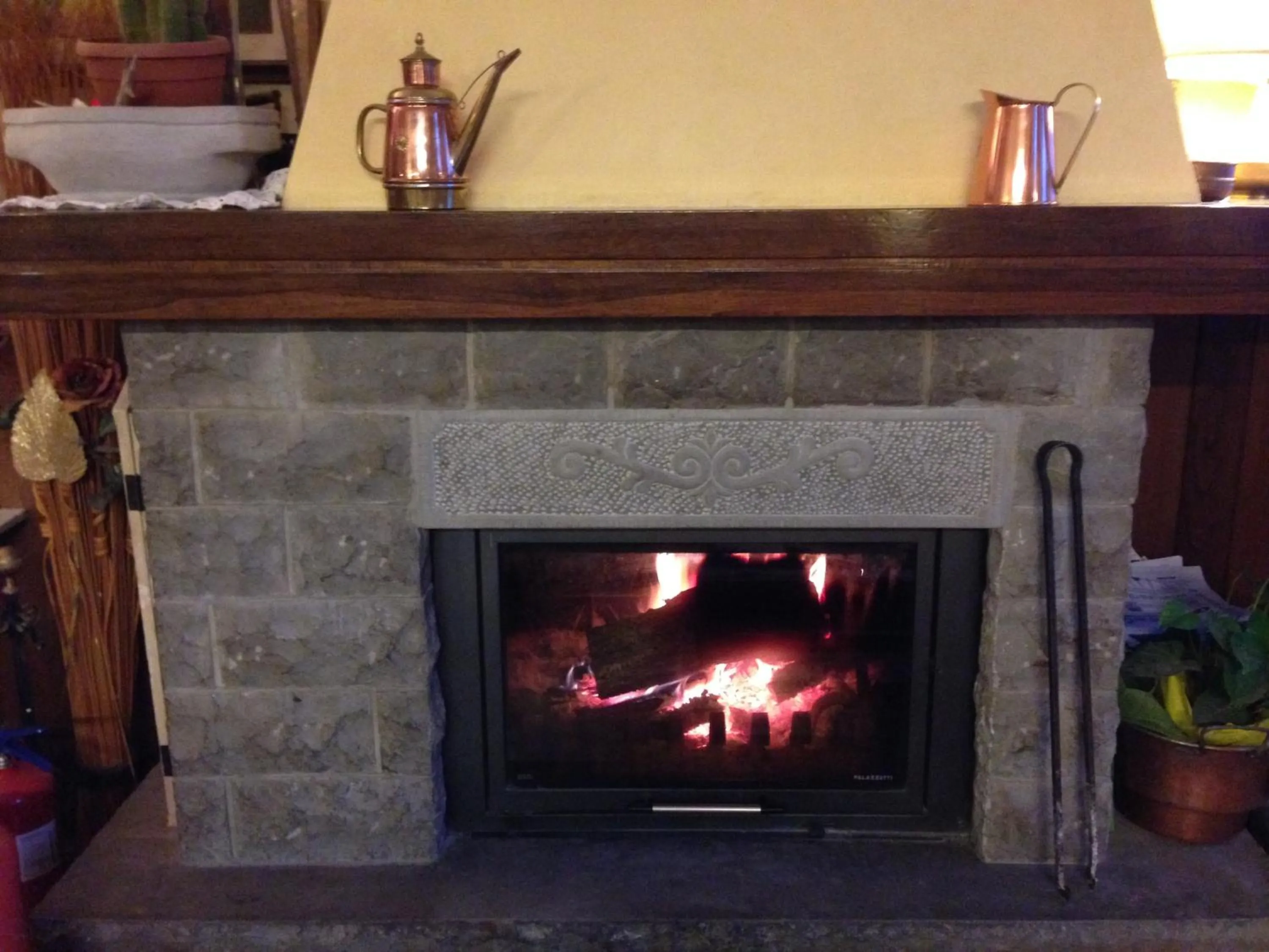 Communal lounge/ TV room in Hotel Cimone