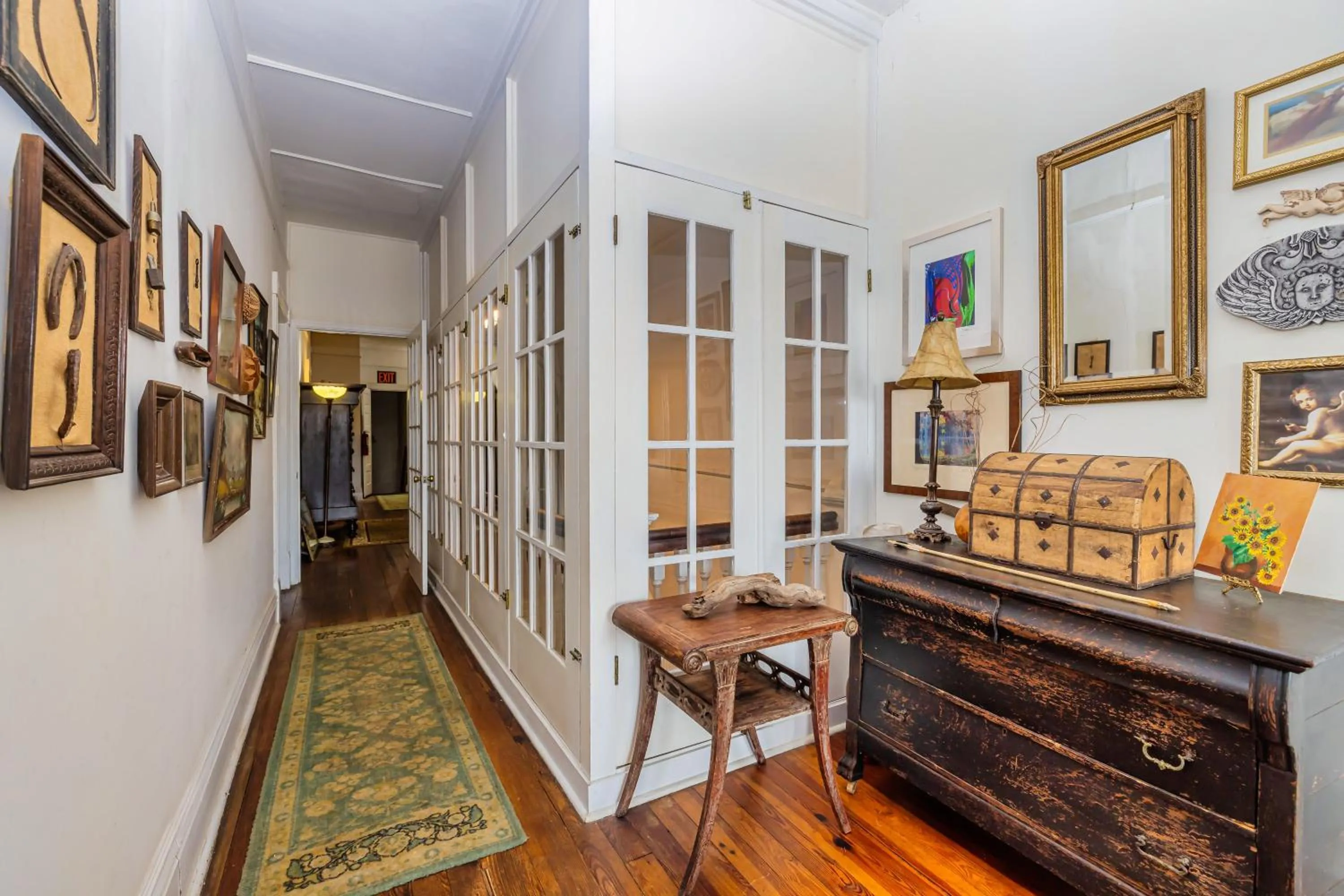 Veranda Historic Inn