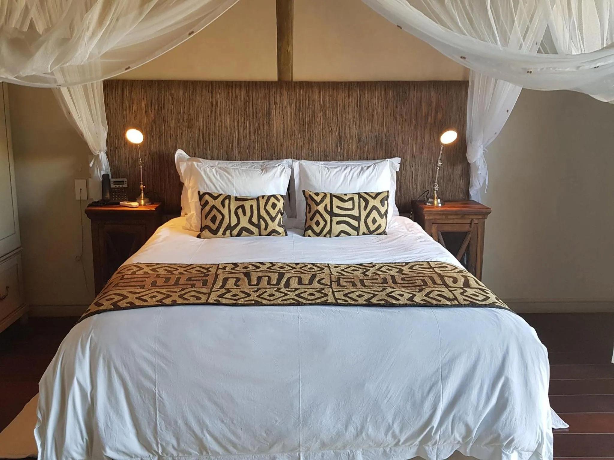 Bed in Tutwa Desert Lodge