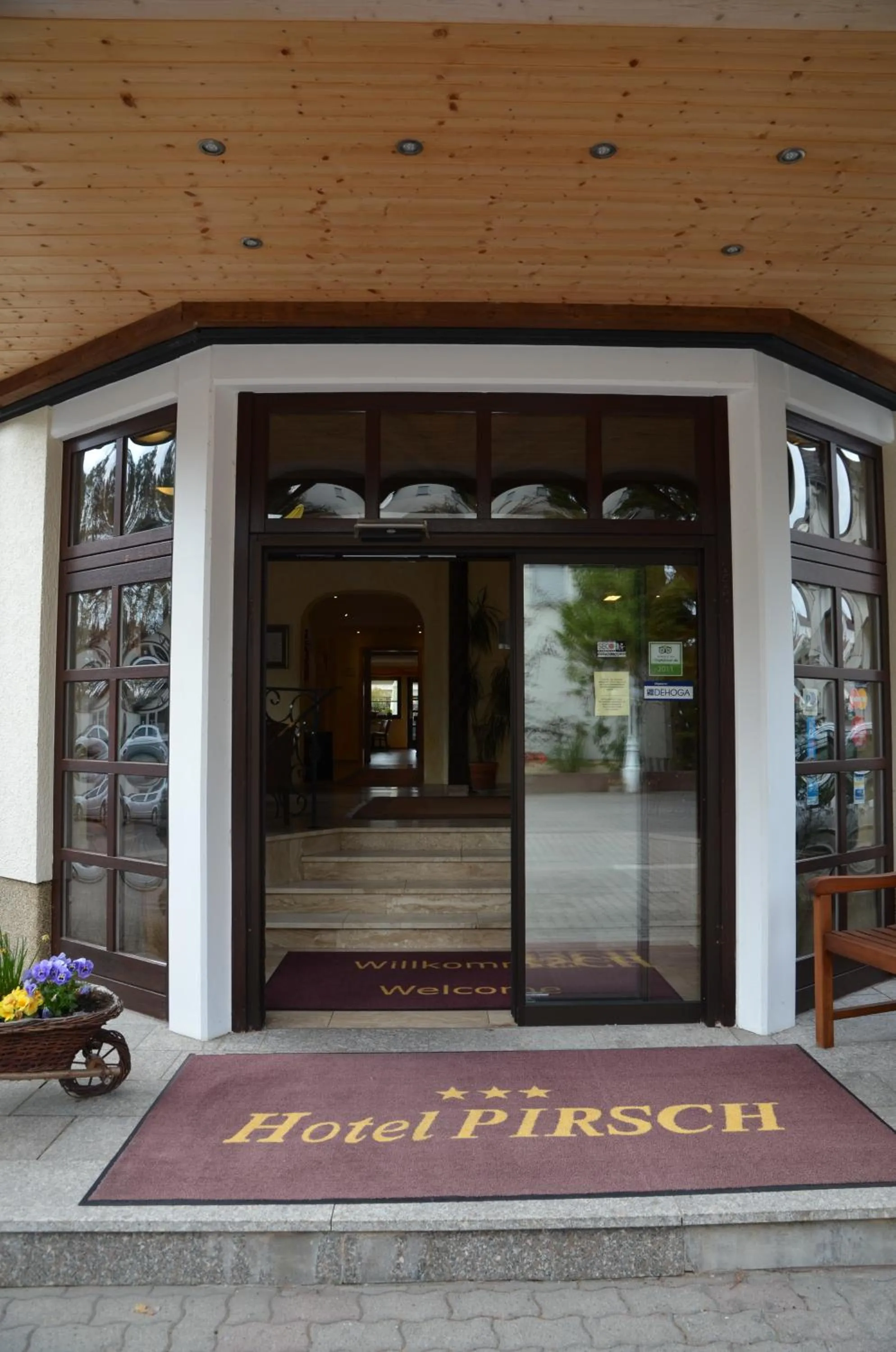 Facade/entrance in Hotel Pirsch