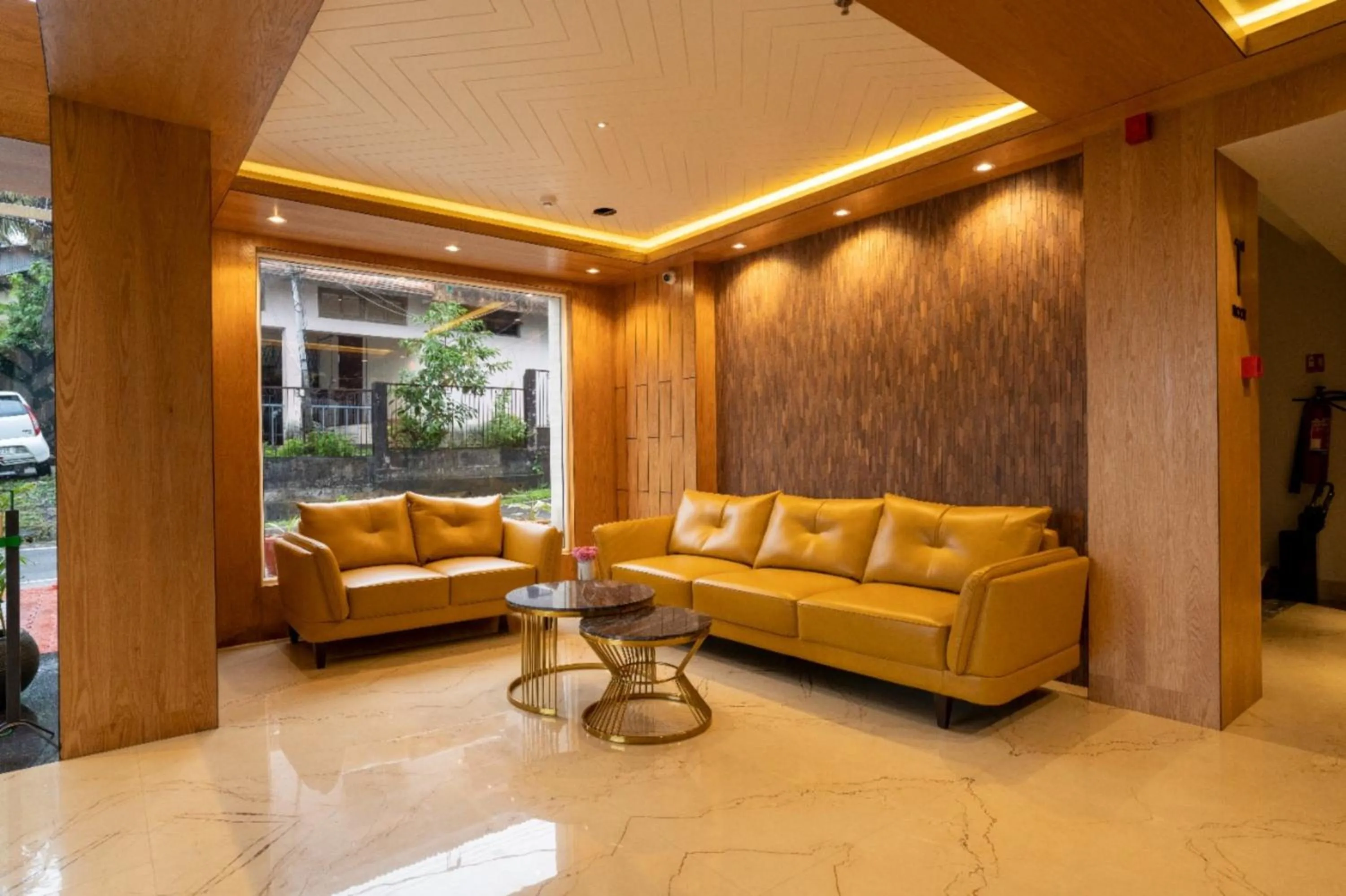 Lobby or reception in BayLeaf Inn