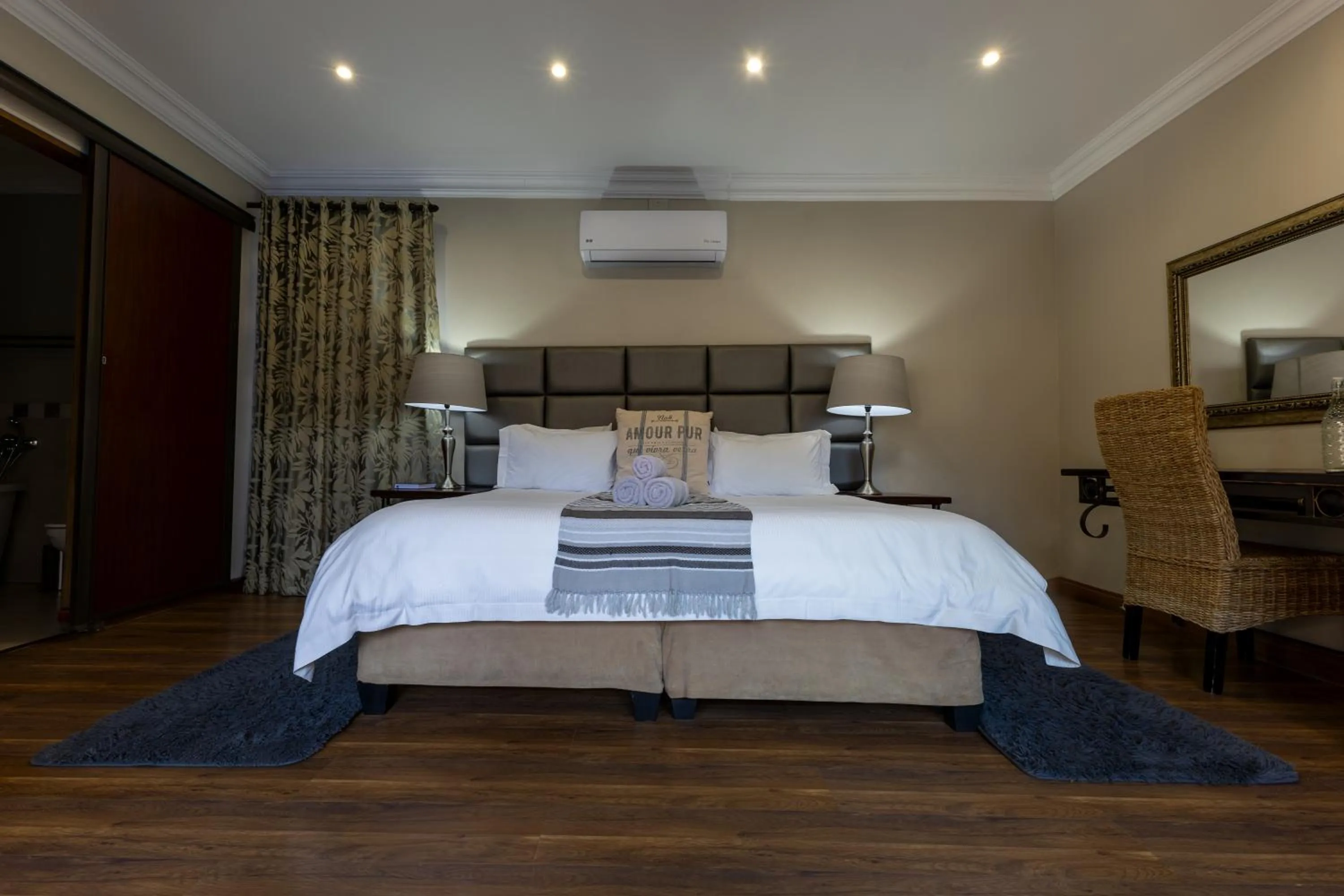 TV and multimedia, Bed in Solo Gracia Guesthouse