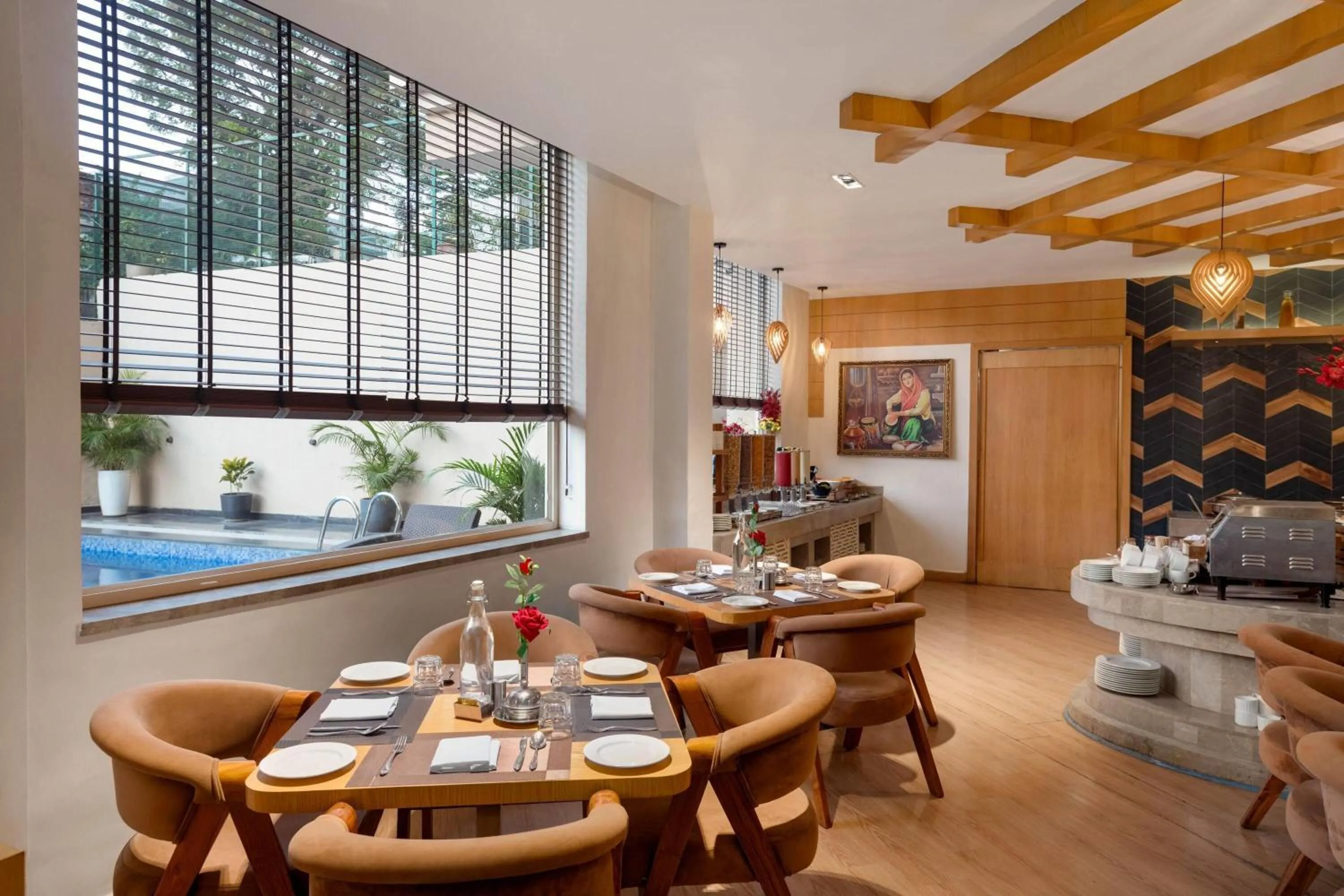 Restaurant/places to eat in Ramada by Wyndham Katra Station Road