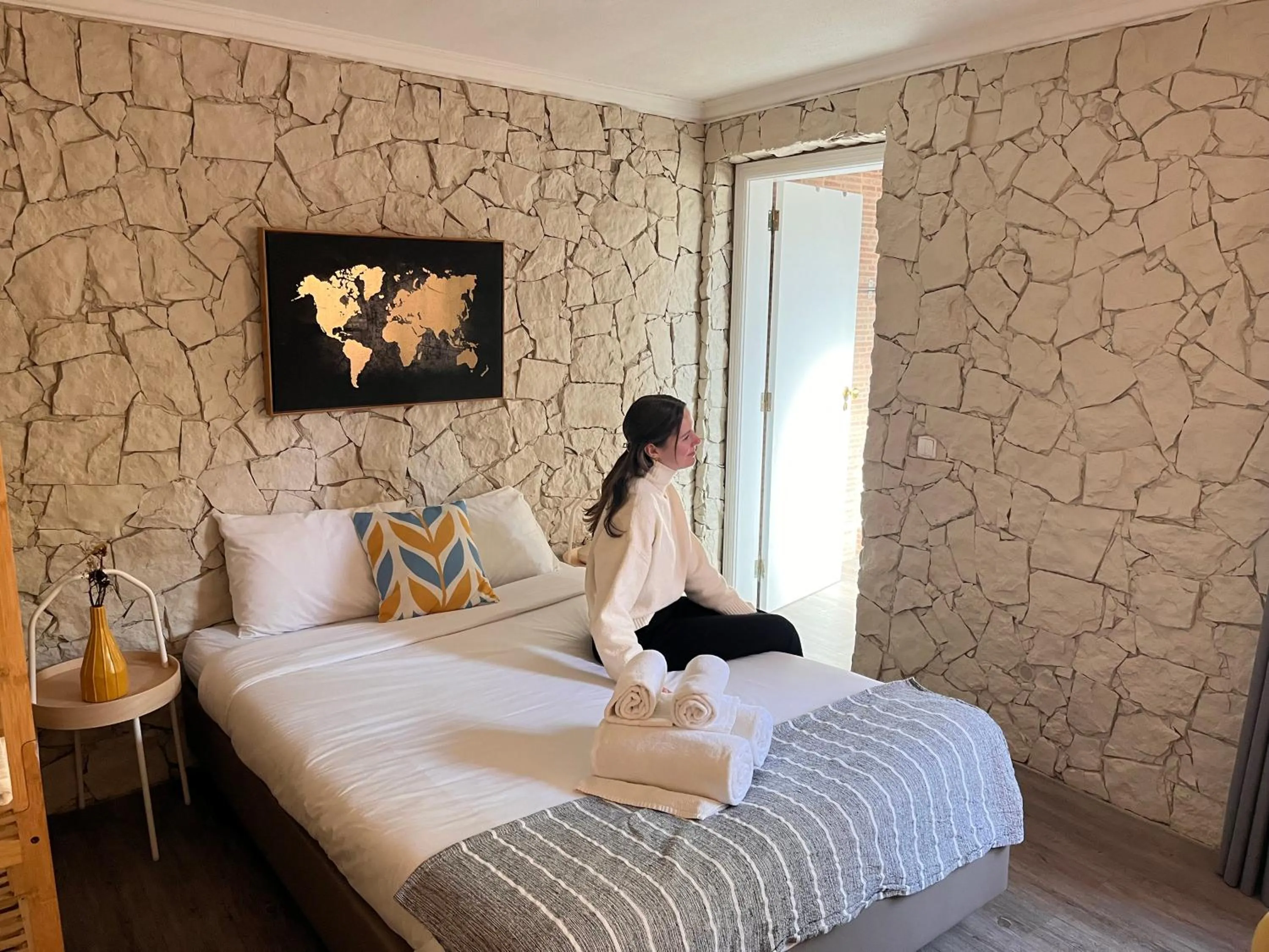 Double Room with Private Bathroom in Ericeira Destination