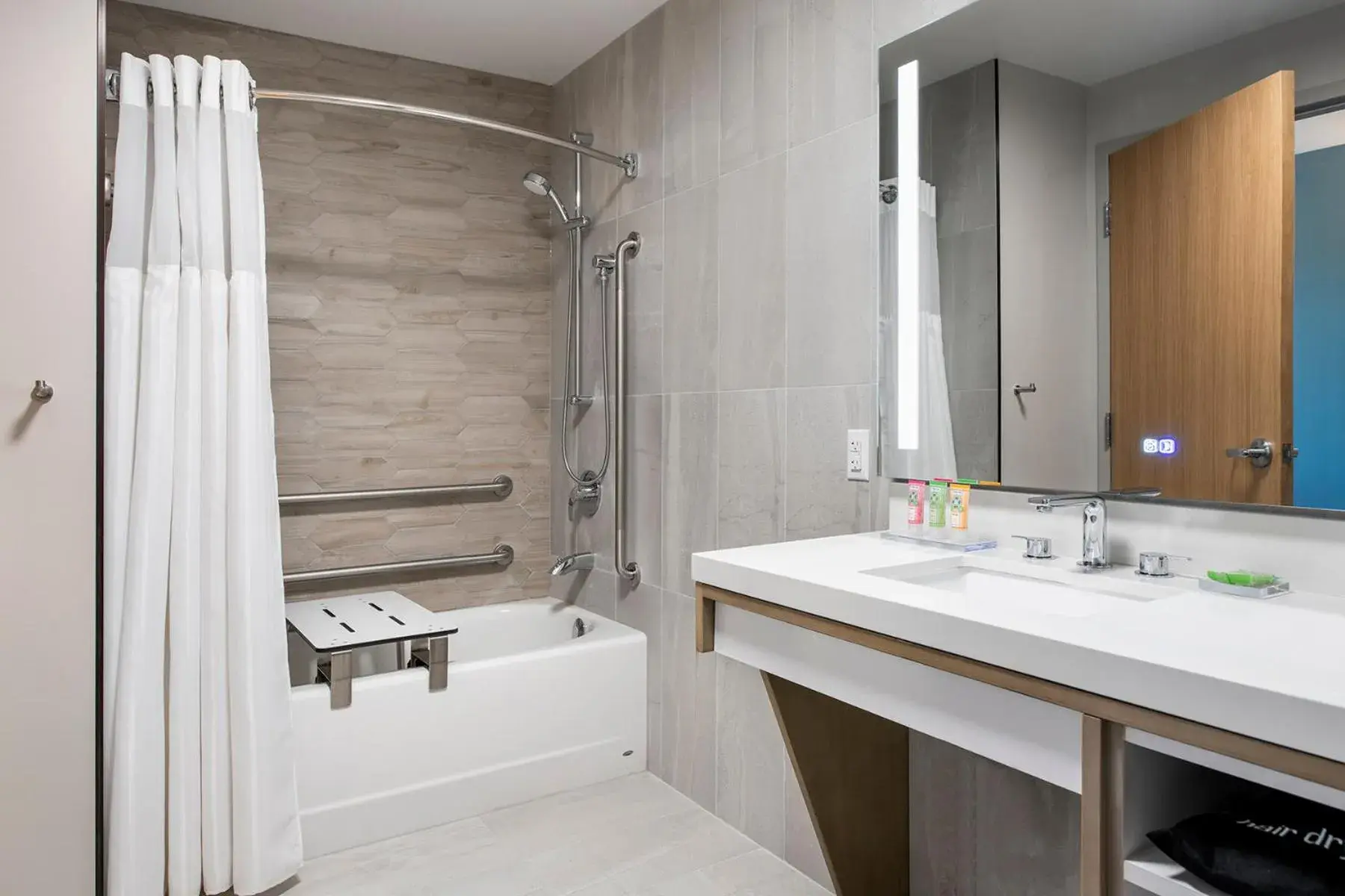 Bathroom in Wyndham Garden Winnipeg Airport Bathroom in Wyndham Garden Winnipeg Airport