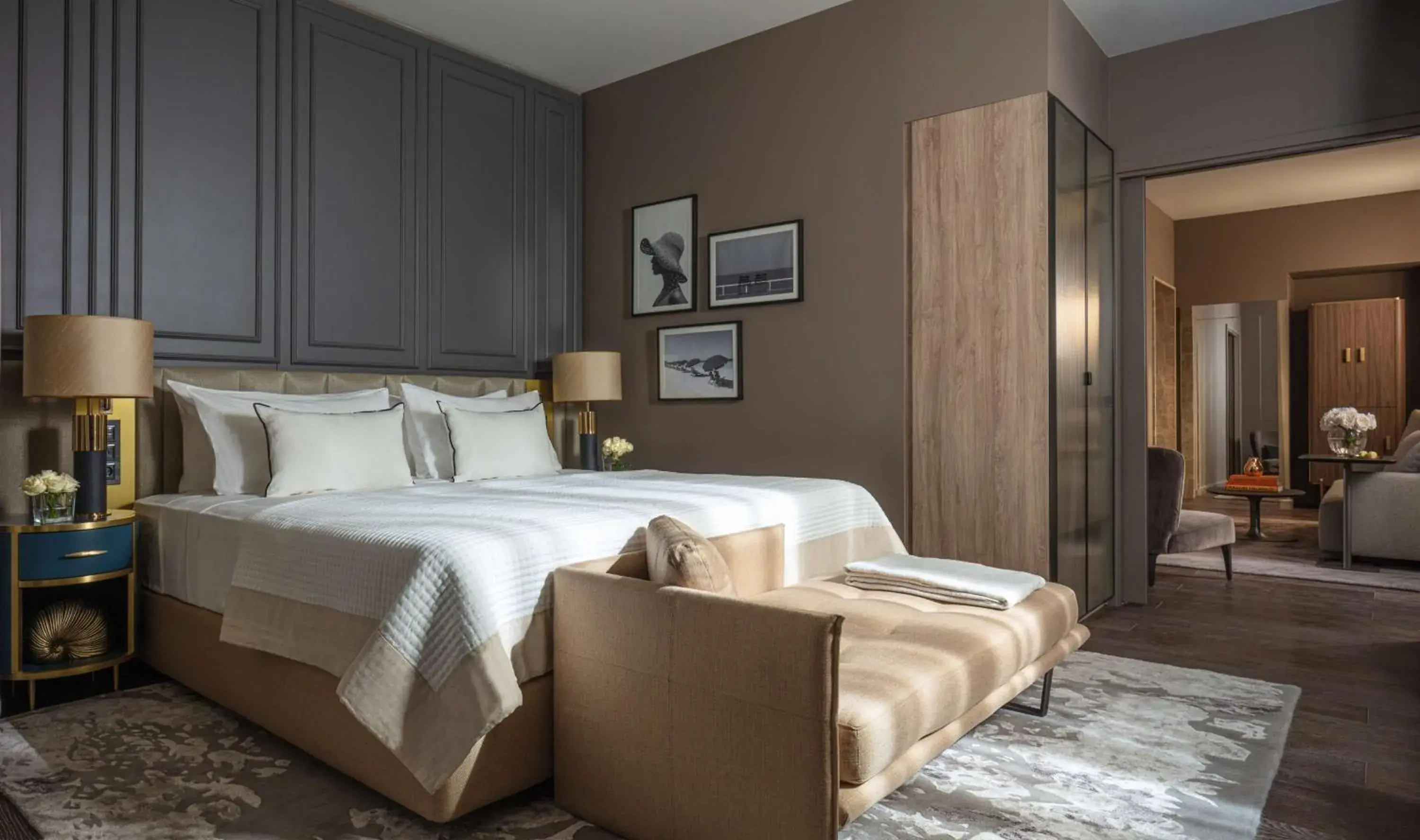 Bedroom, Bed in Anantara Plaza Nice Hotel - A Leading Hotel of the World Bedroom, Bed in Anantara Plaza Nice Hotel - A Leading Hotel of the World