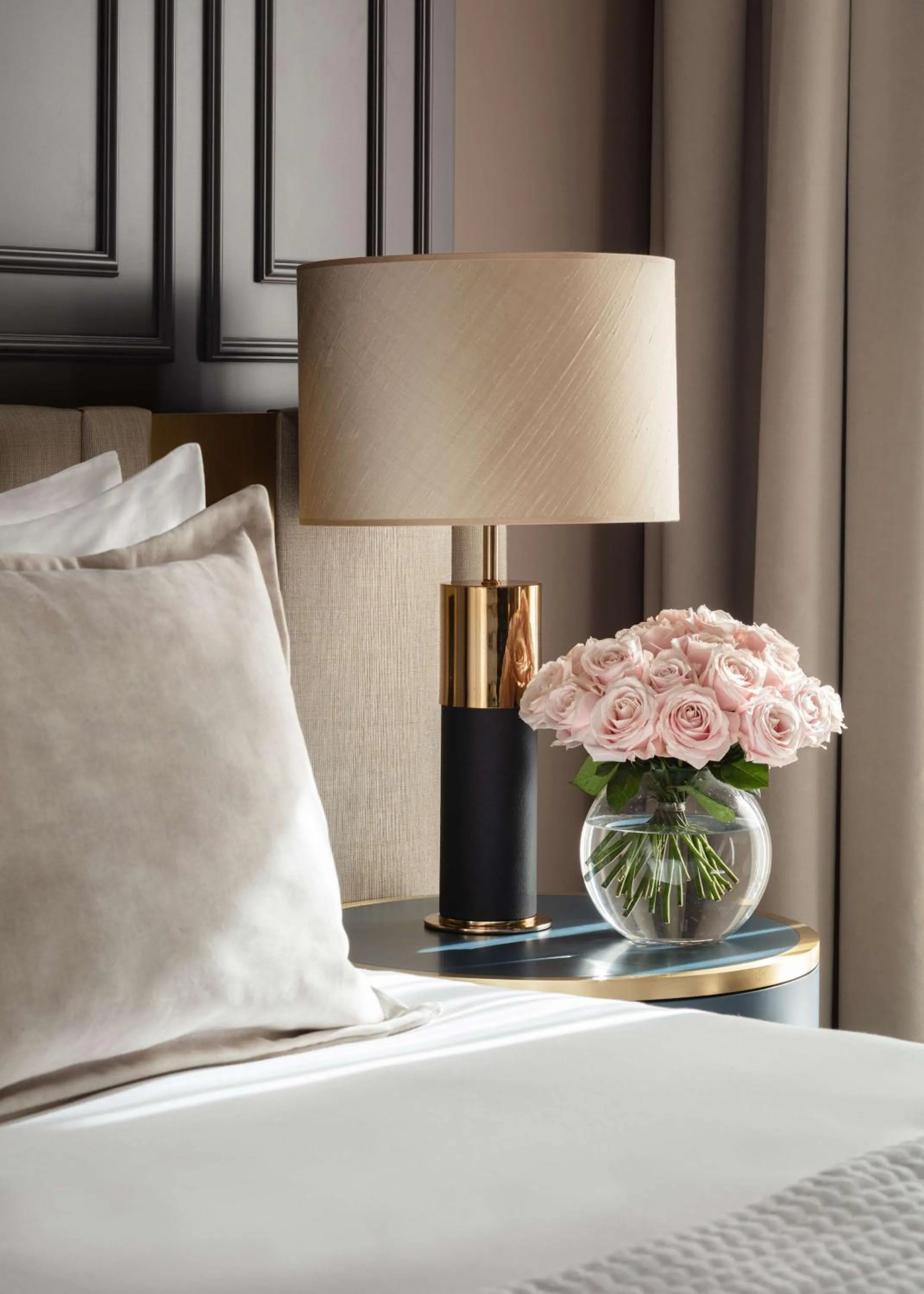 Bedroom, Bed in Anantara Plaza Nice Hotel - A Leading Hotel of the World