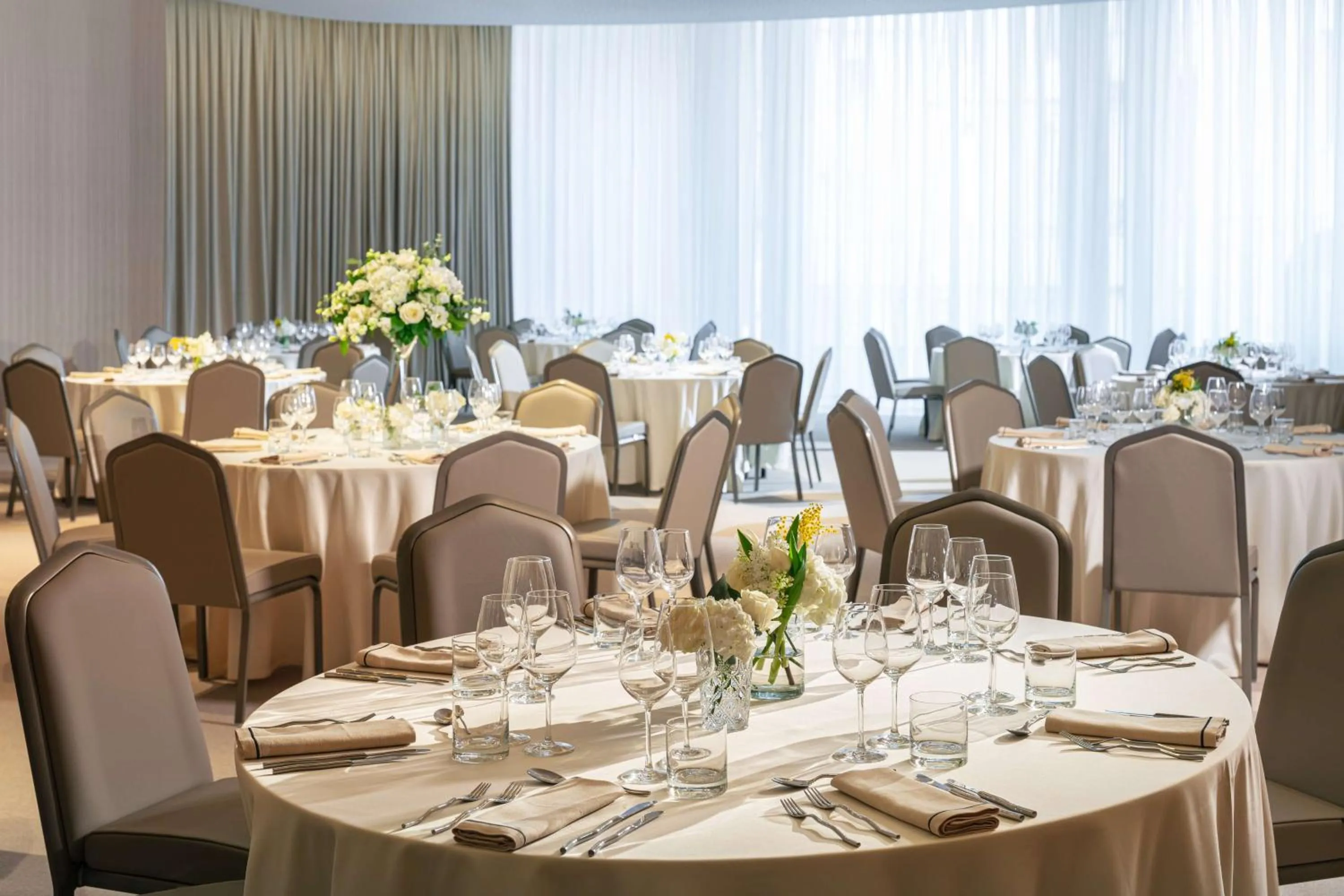 Meeting/conference room in Anantara Plaza Nice Hotel - A Leading Hotel of the World