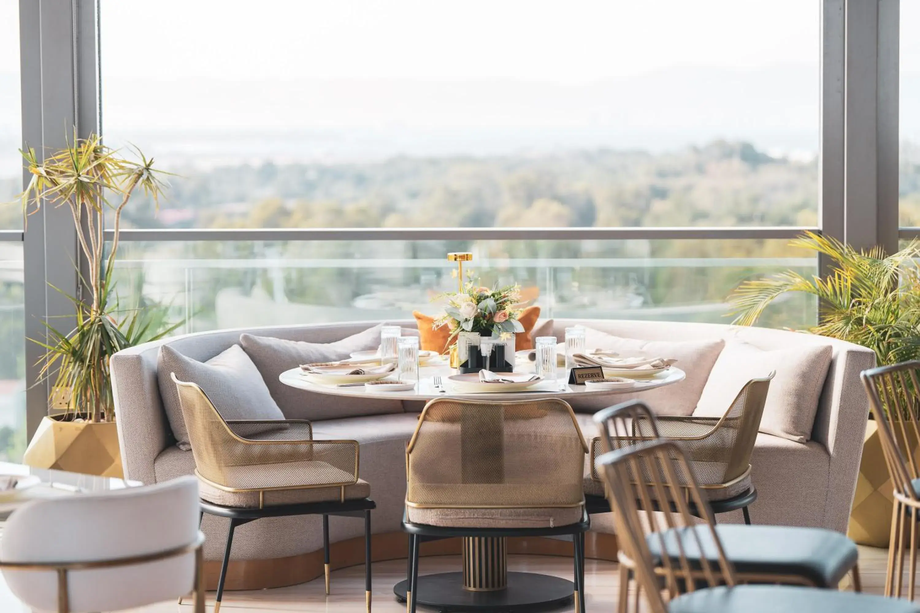 Restaurant/places to eat in La Terrazza Hotel Restaurant/places to eat in La Terrazza Hotel