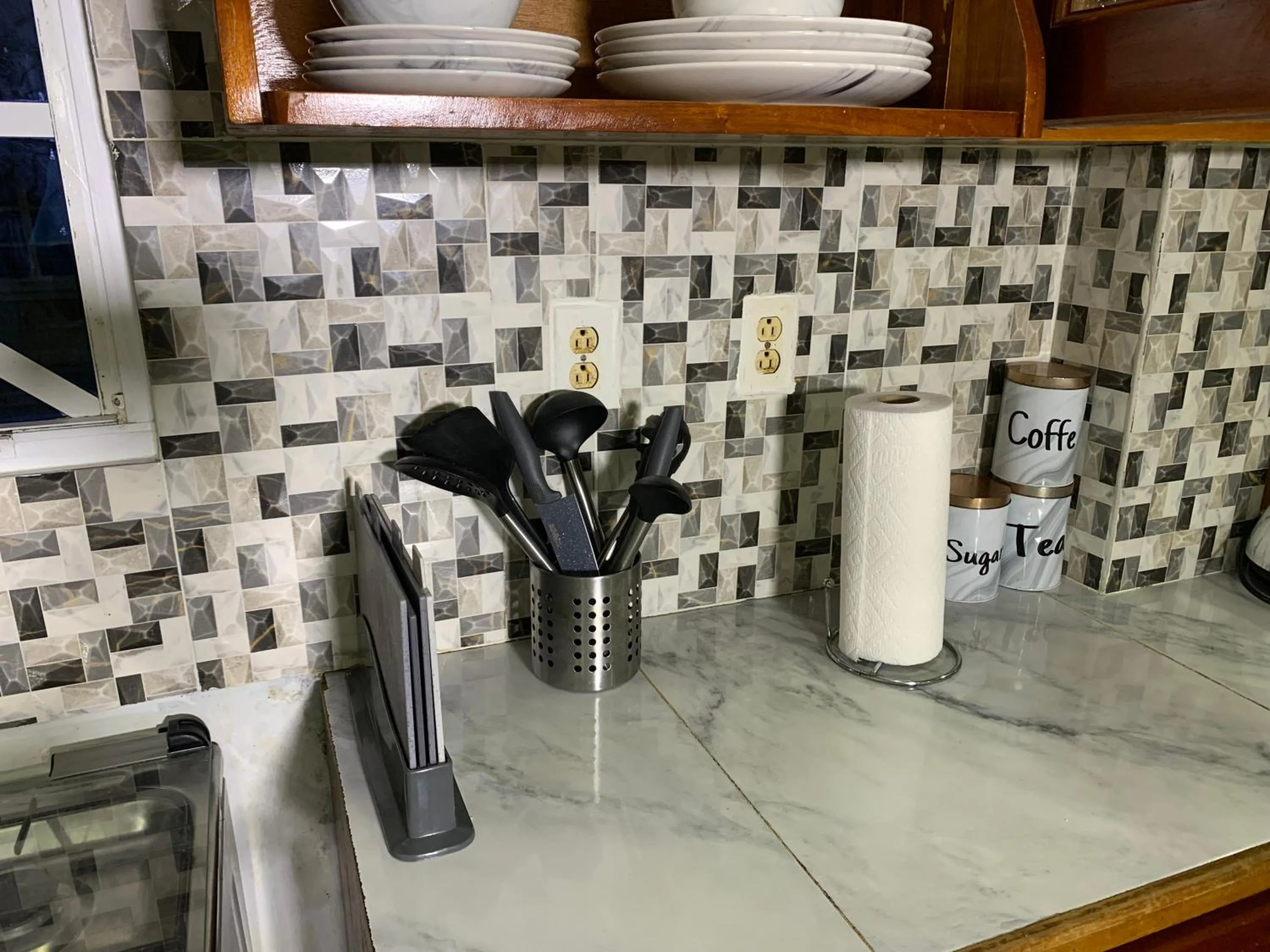 2 Bed Apartment - Sleeps 4 - Parking - Wifi
