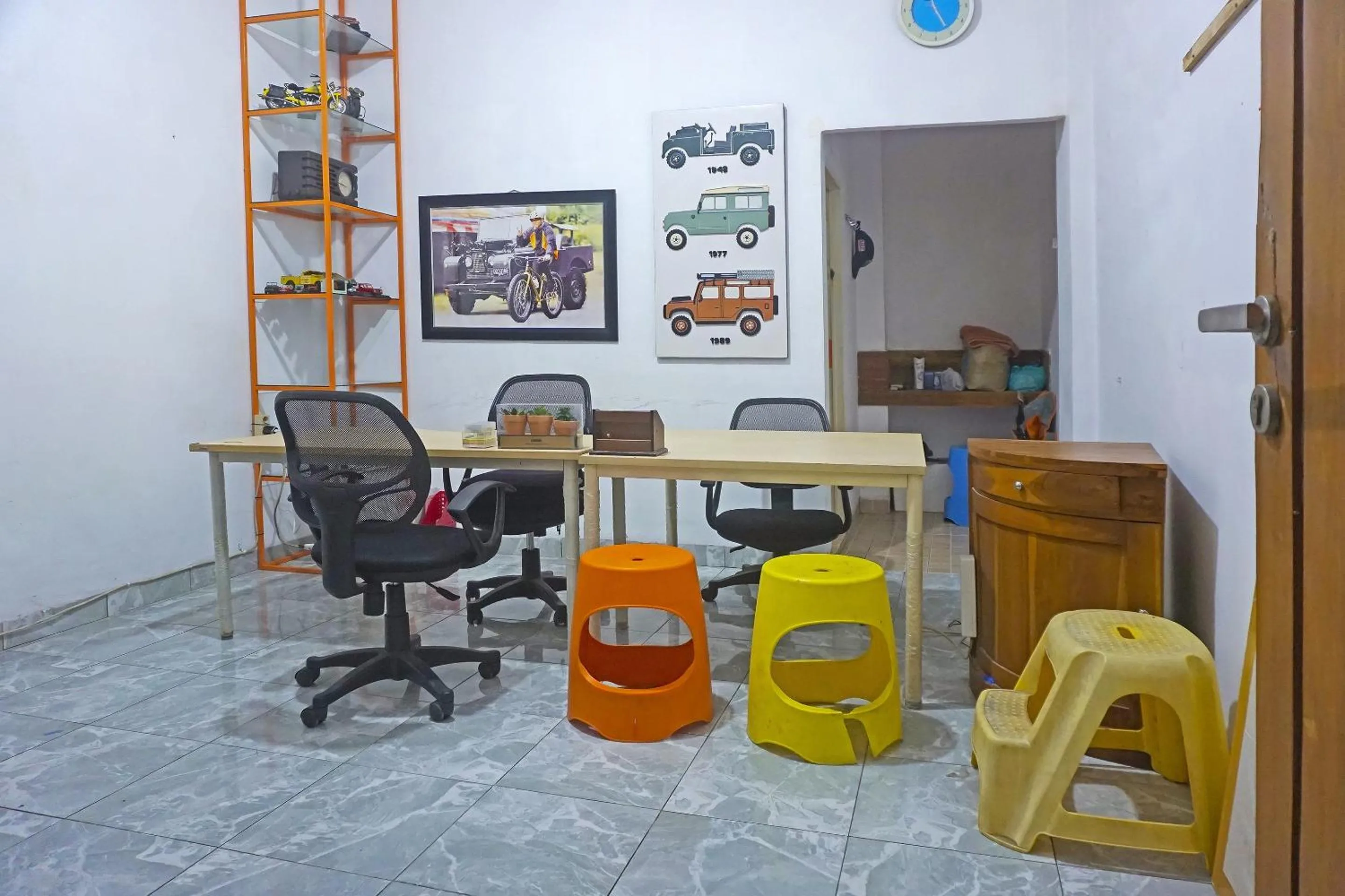 Lobby or reception in Hotel O Anggrek Homes Makassar