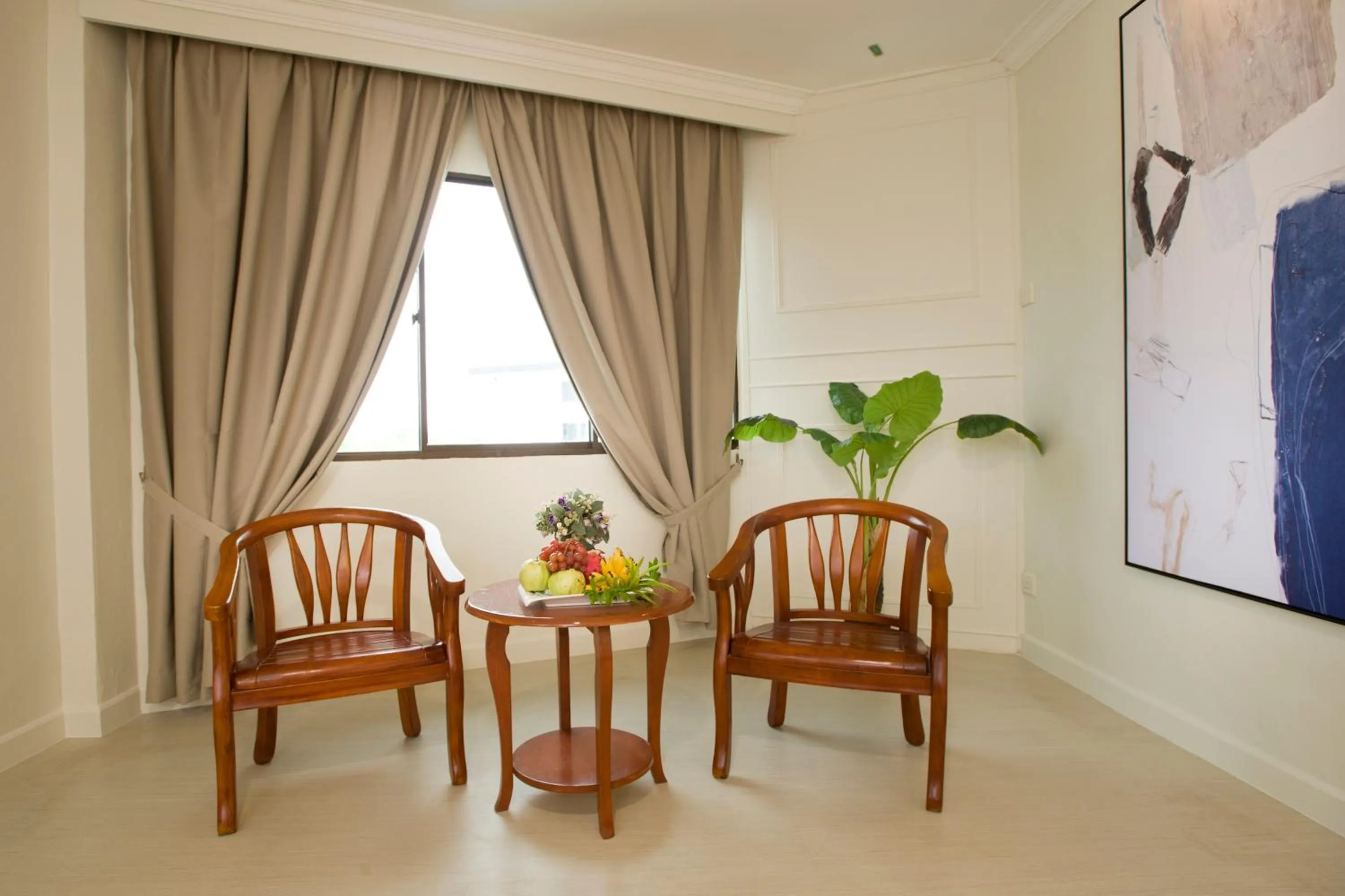 Seating area in SWISS AVENUE HOTEL