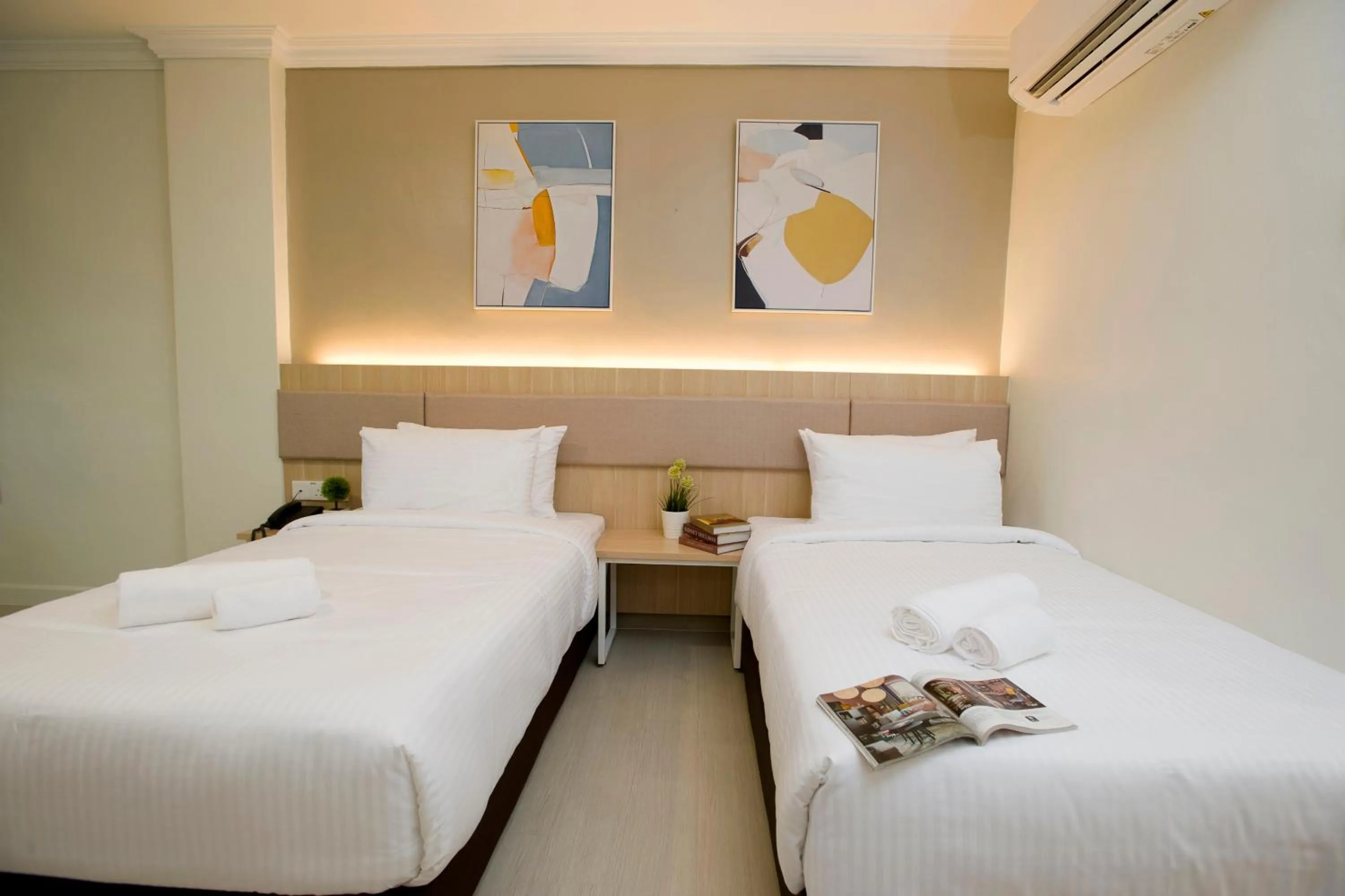 Bedroom, Bed in SWISS AVENUE HOTEL
