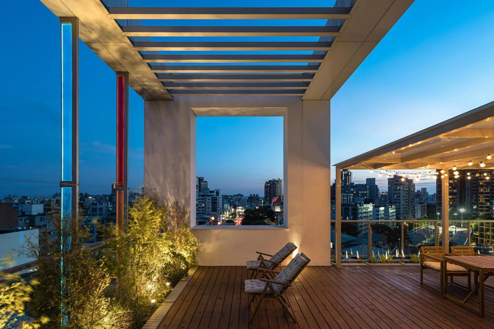 Patio in 1LI7E Hotel