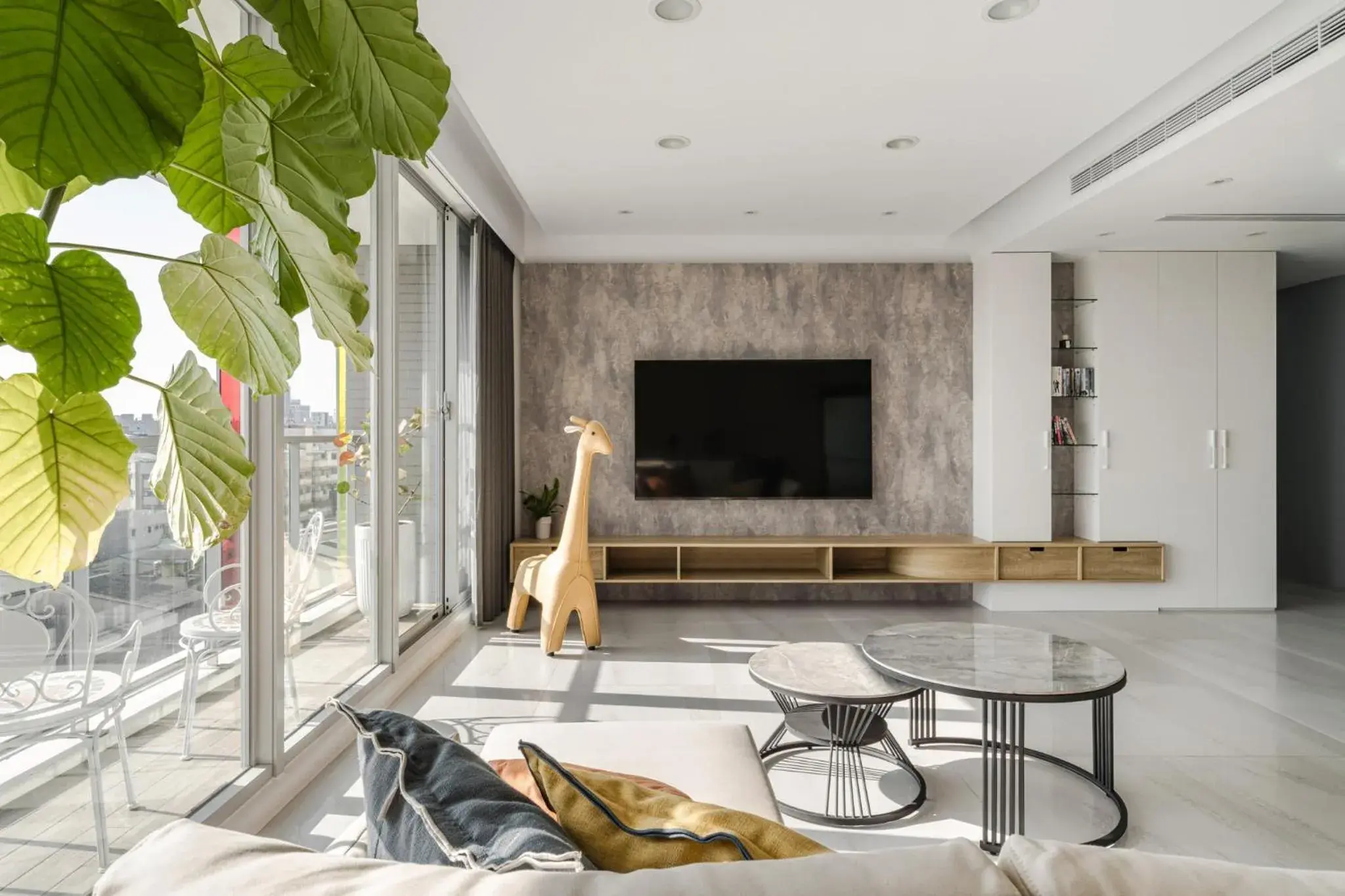 Three-Bedroom Apartment in 1LI7E Hotel Three-Bedroom Apartment in 1LI7E Hotel