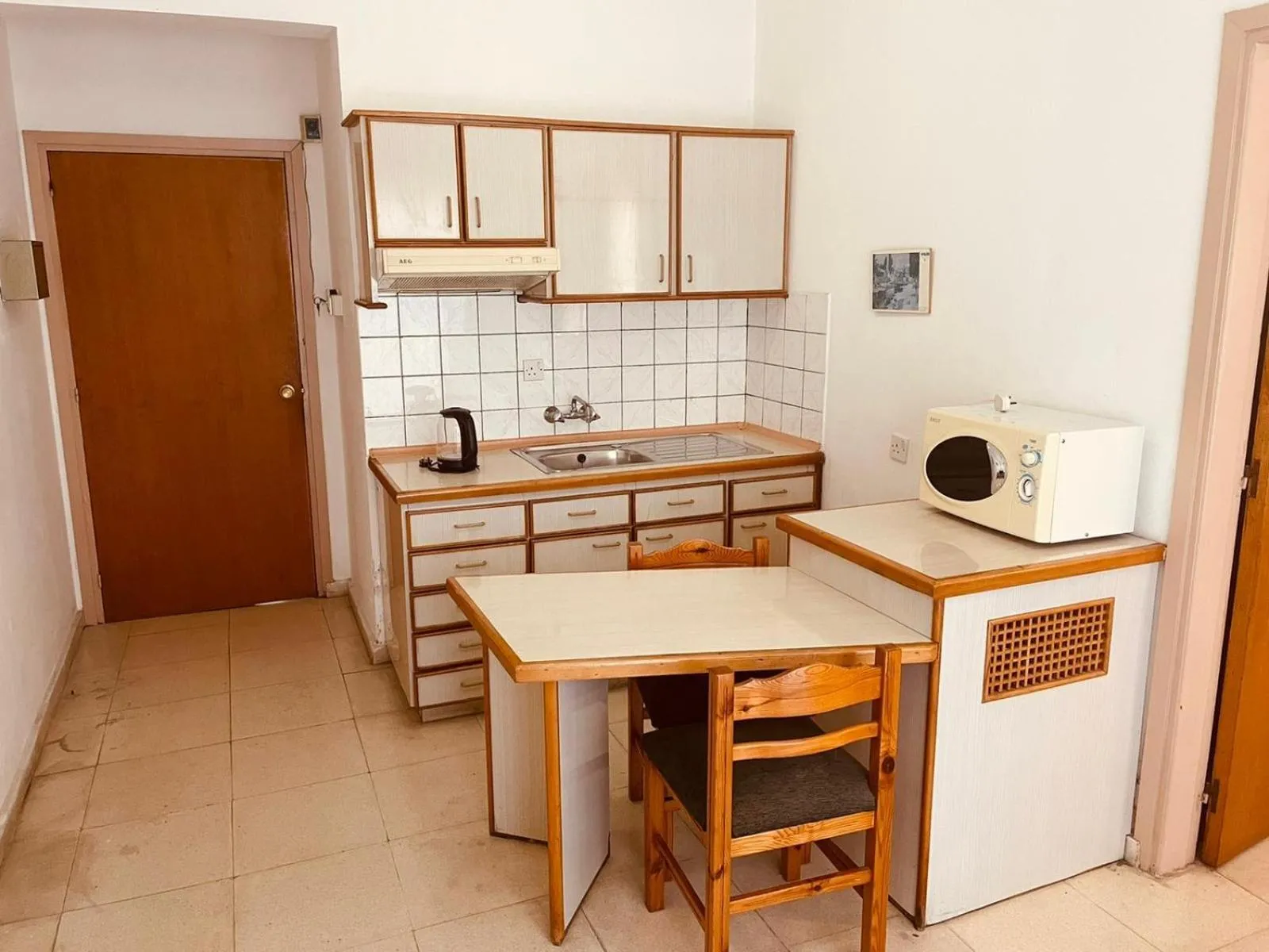 Kaan Hotel & Apartment