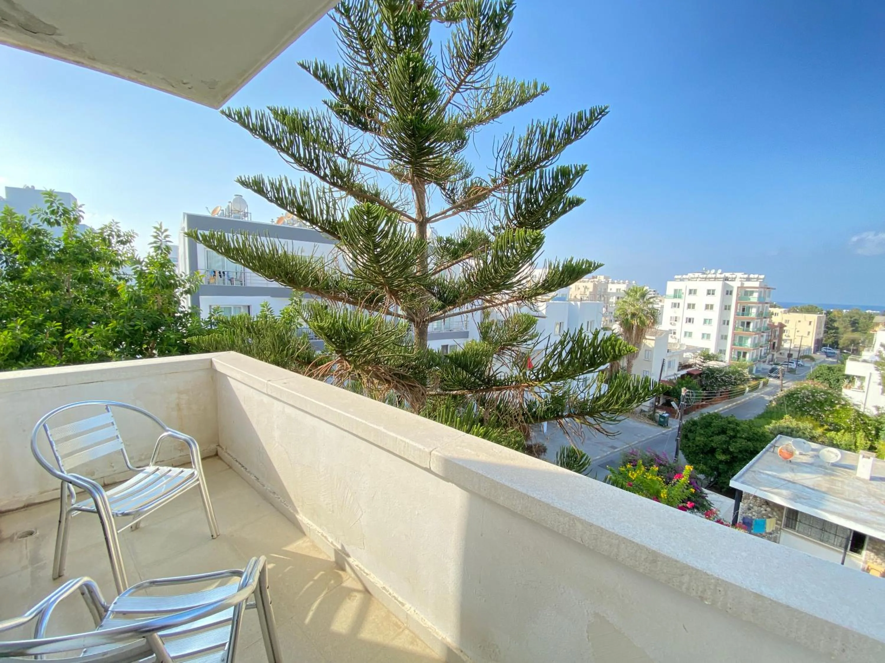 Kaan Hotel & Apartment