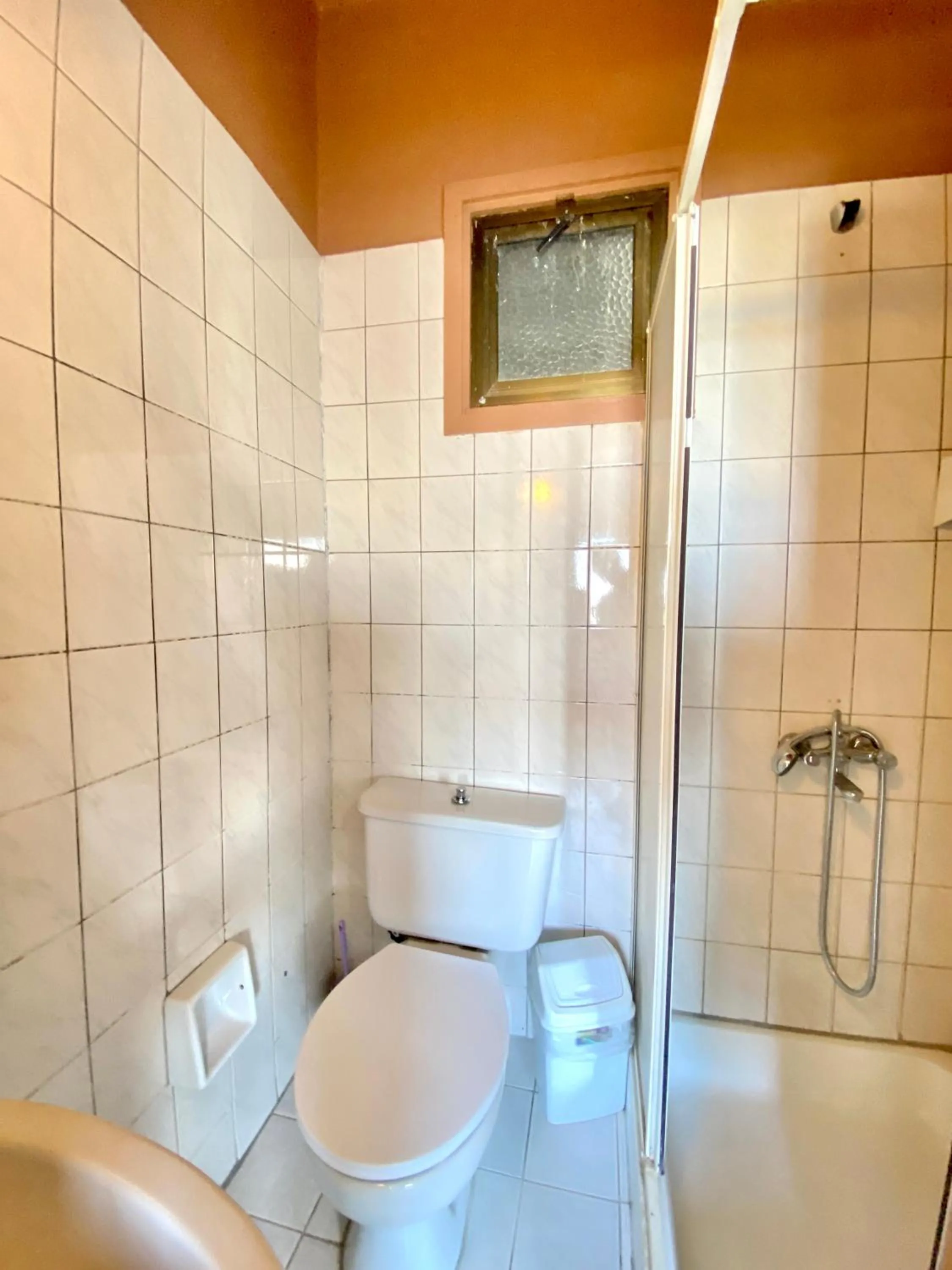 Toilet in Kaan Hotel & Apartment