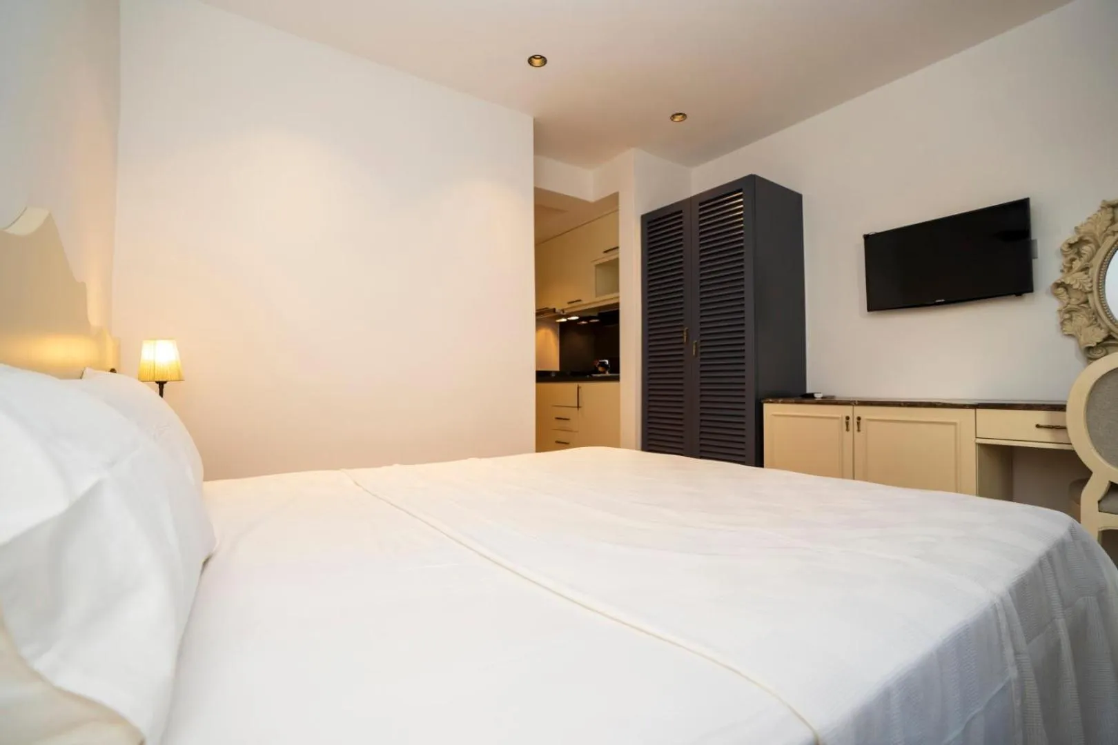 Bed in Channel Suites