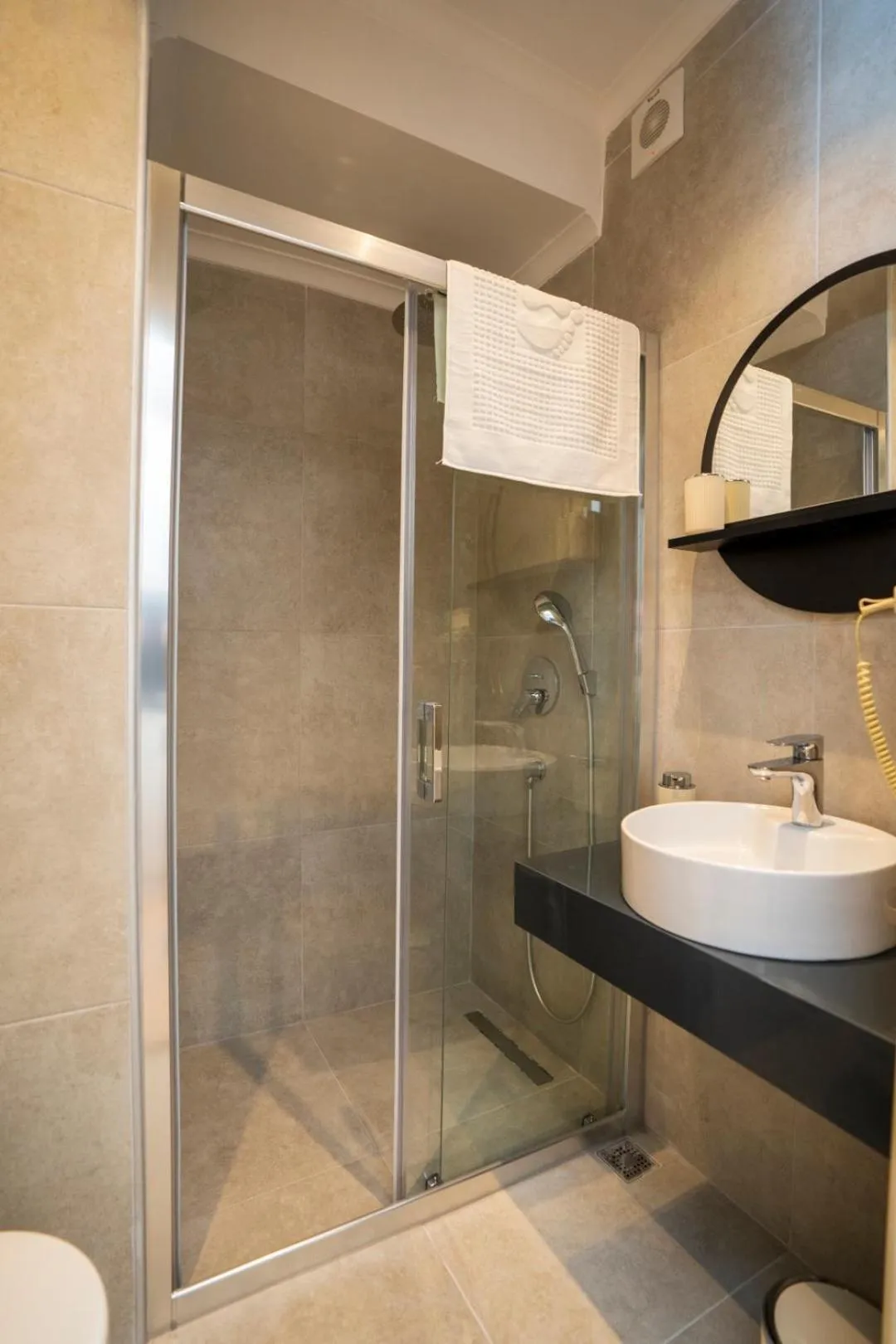 Shower in Channel Suites