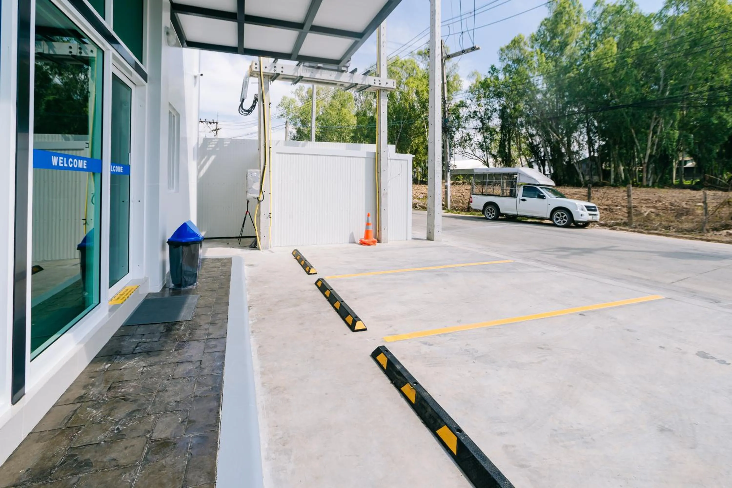 Parking in วัน บัดเจท เชียงราย ซอยสวรรค์ One Budget Hotel Chiangrai Soi Sawan