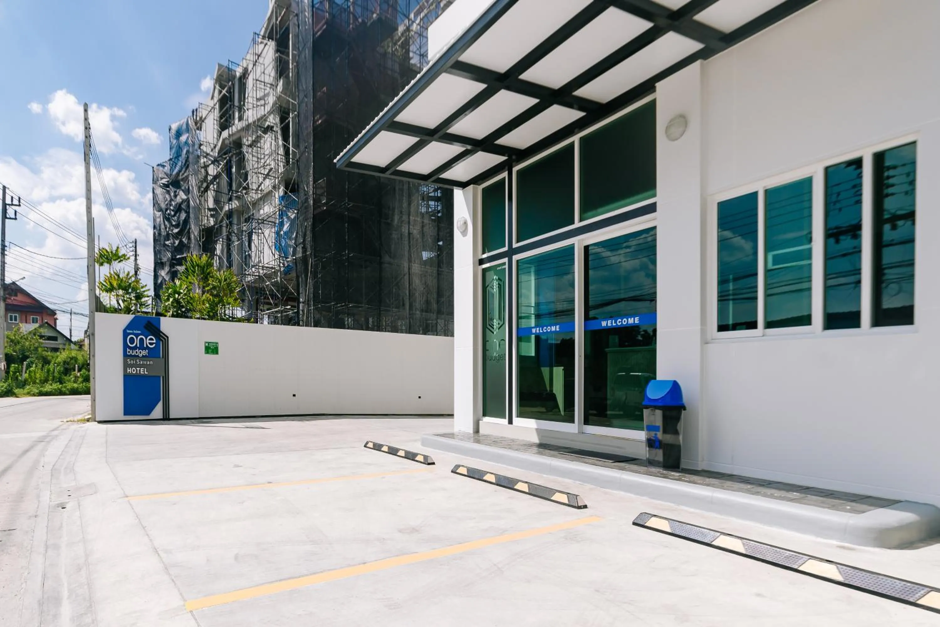 Parking in วัน บัดเจท เชียงราย ซอยสวรรค์ One Budget Hotel Chiangrai Soi Sawan
