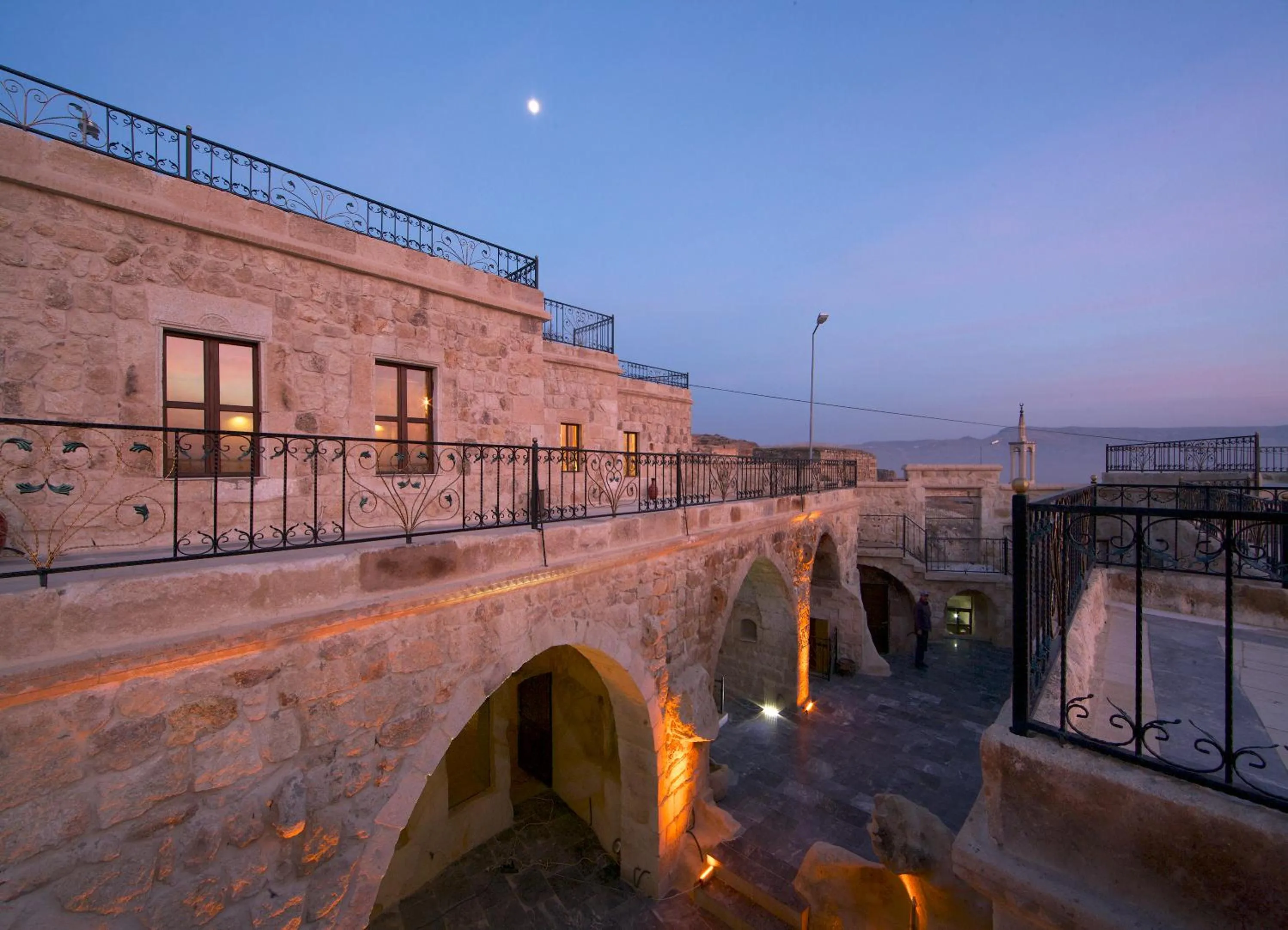 Facade/entrance in Golden Cave Suites
