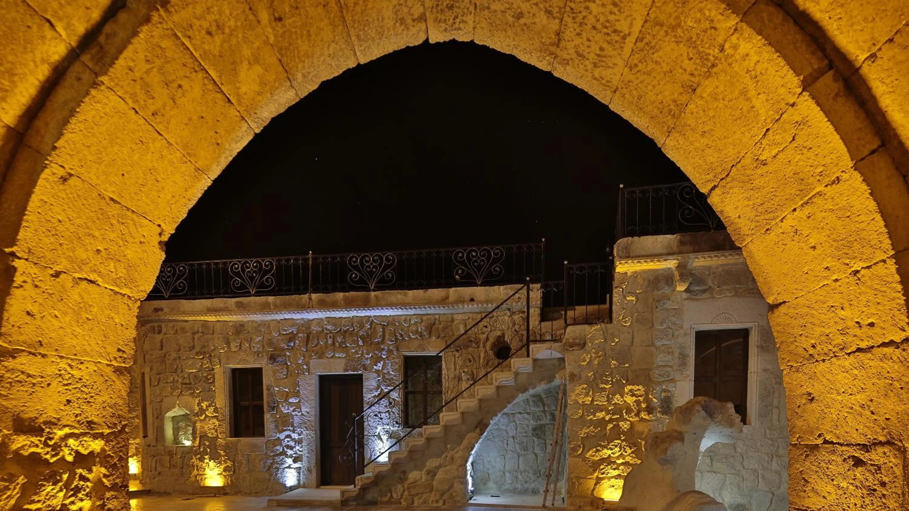 Balcony/Terrace in Golden Cave Suites