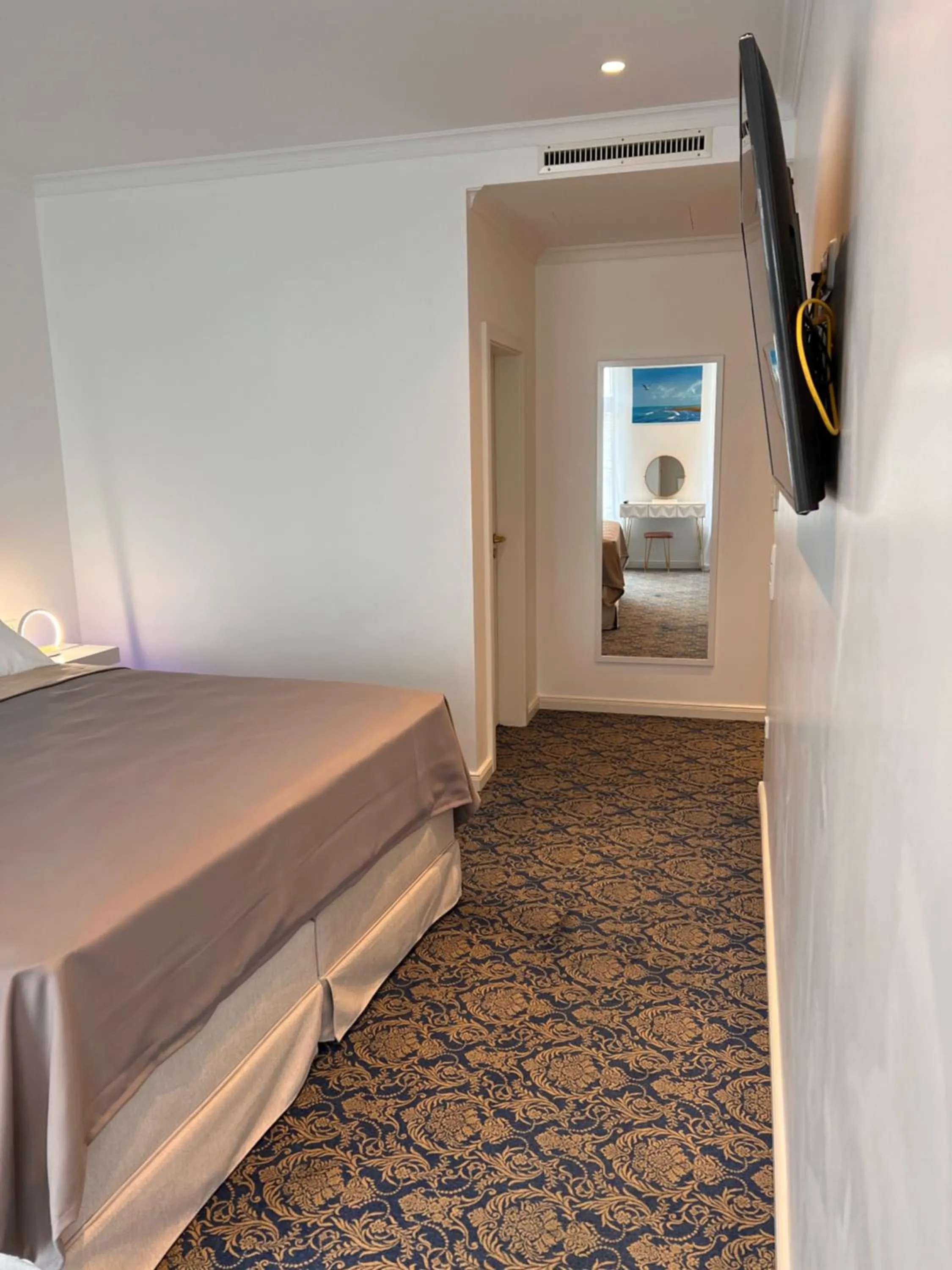 Bed in ART HOTEL HOUSE ONE