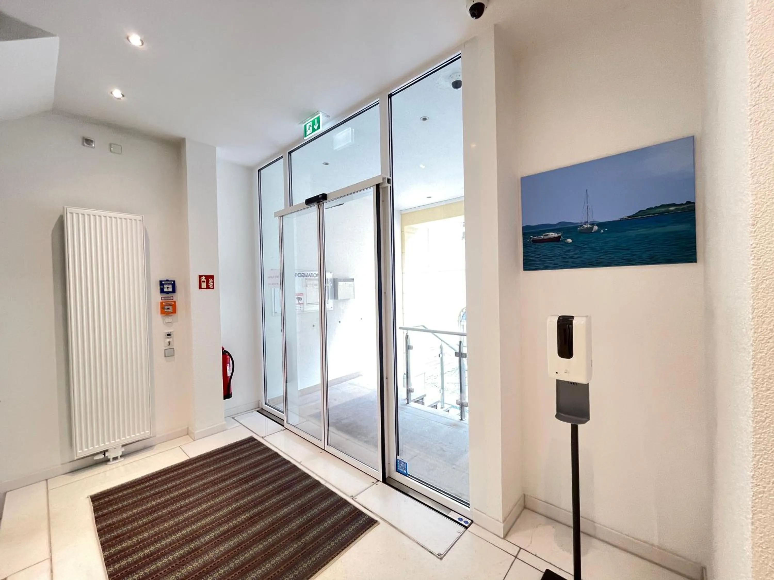 ART HOTEL HOUSE ONE