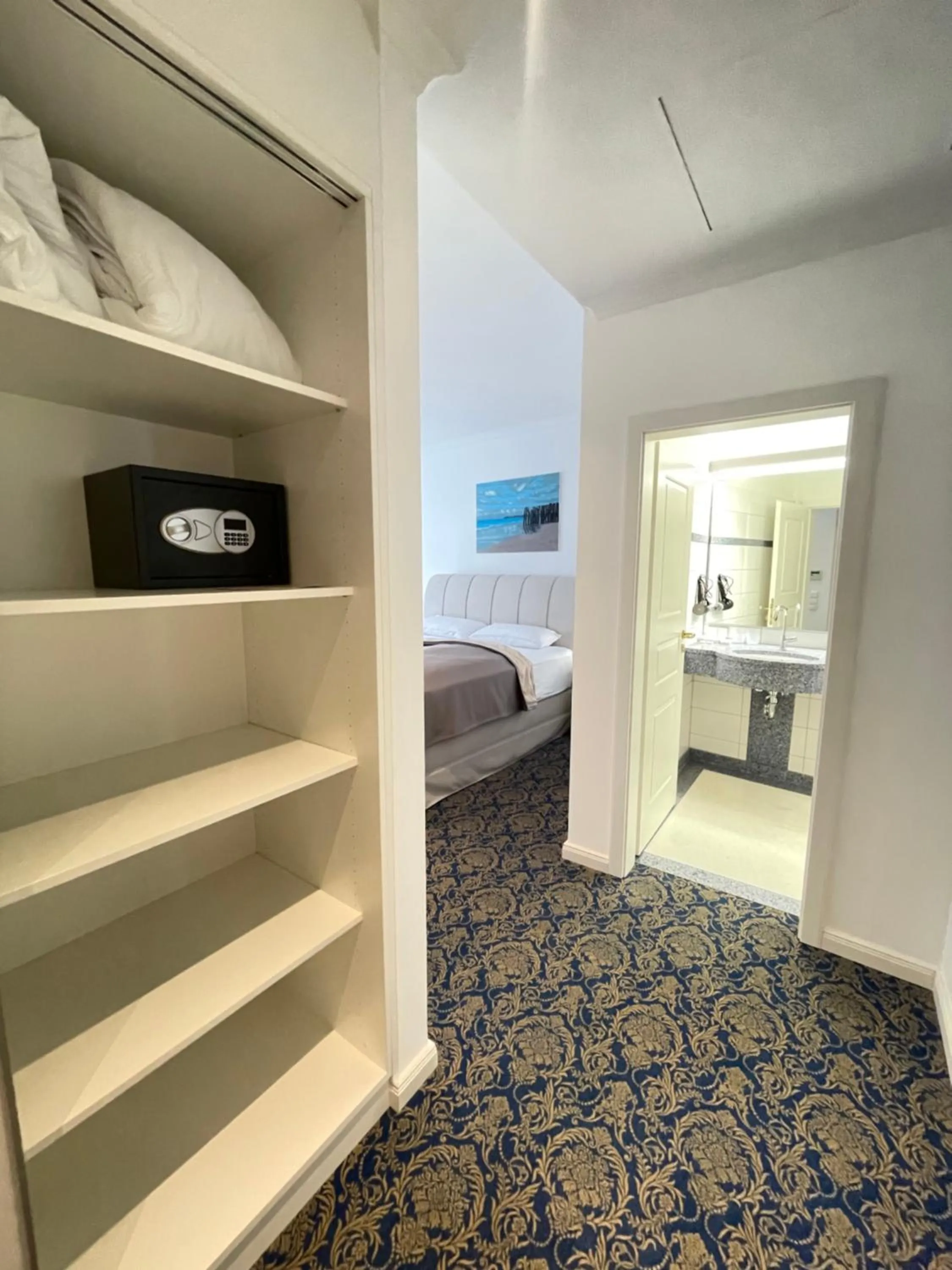 Bed in ART HOTEL HOUSE ONE