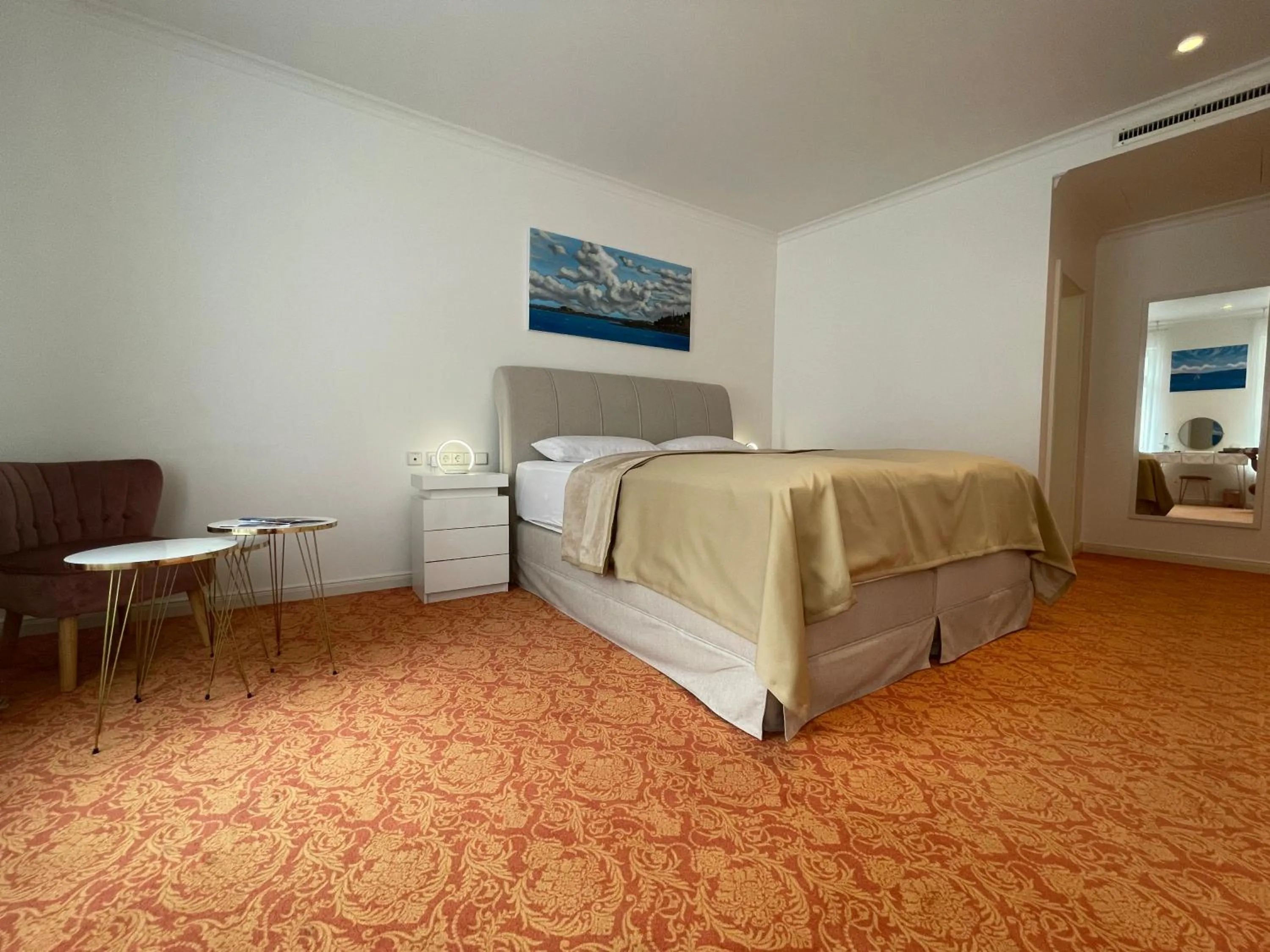 Bed in ART HOTEL HOUSE ONE