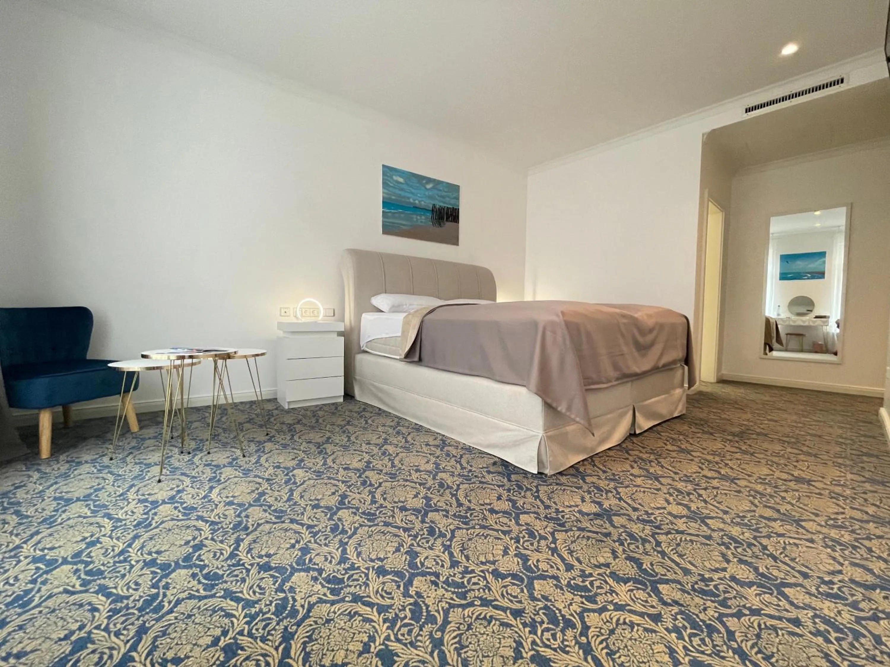 Bed in ART HOTEL HOUSE ONE