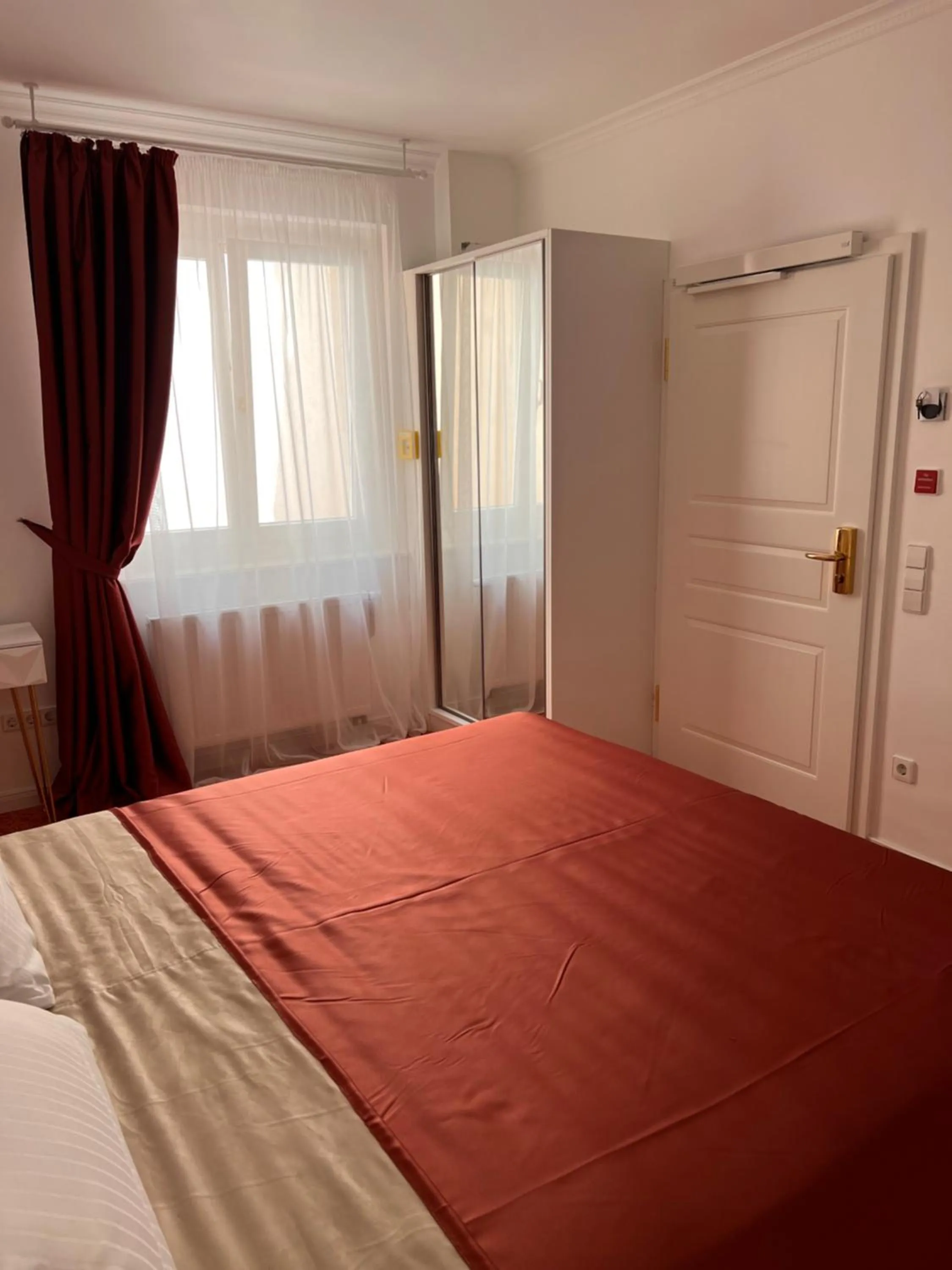 Bed in ART HOTEL HOUSE ONE