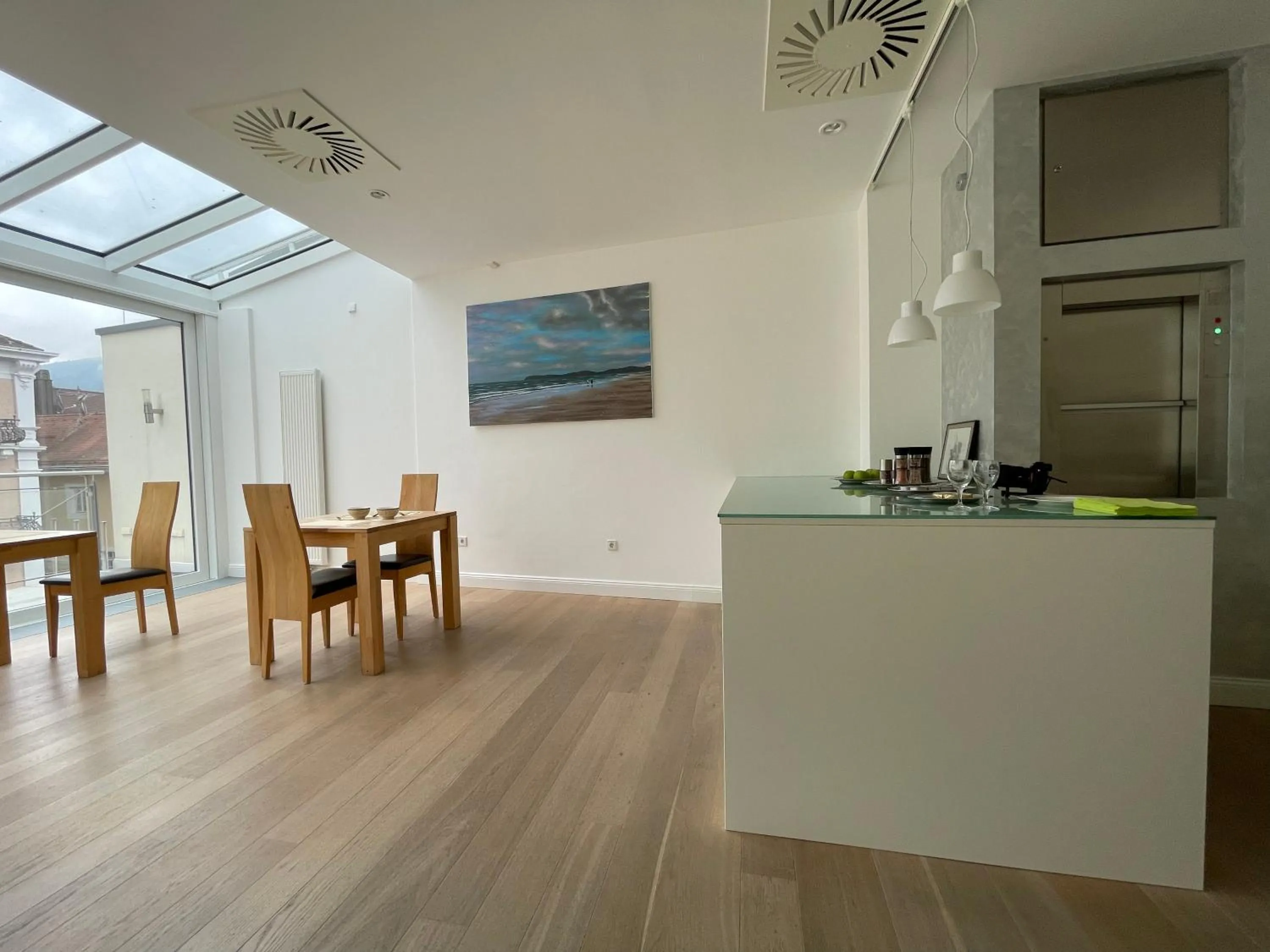 ART HOTEL HOUSE ONE